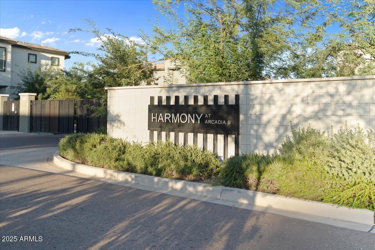 3041 N 37TH Way, Phoenix