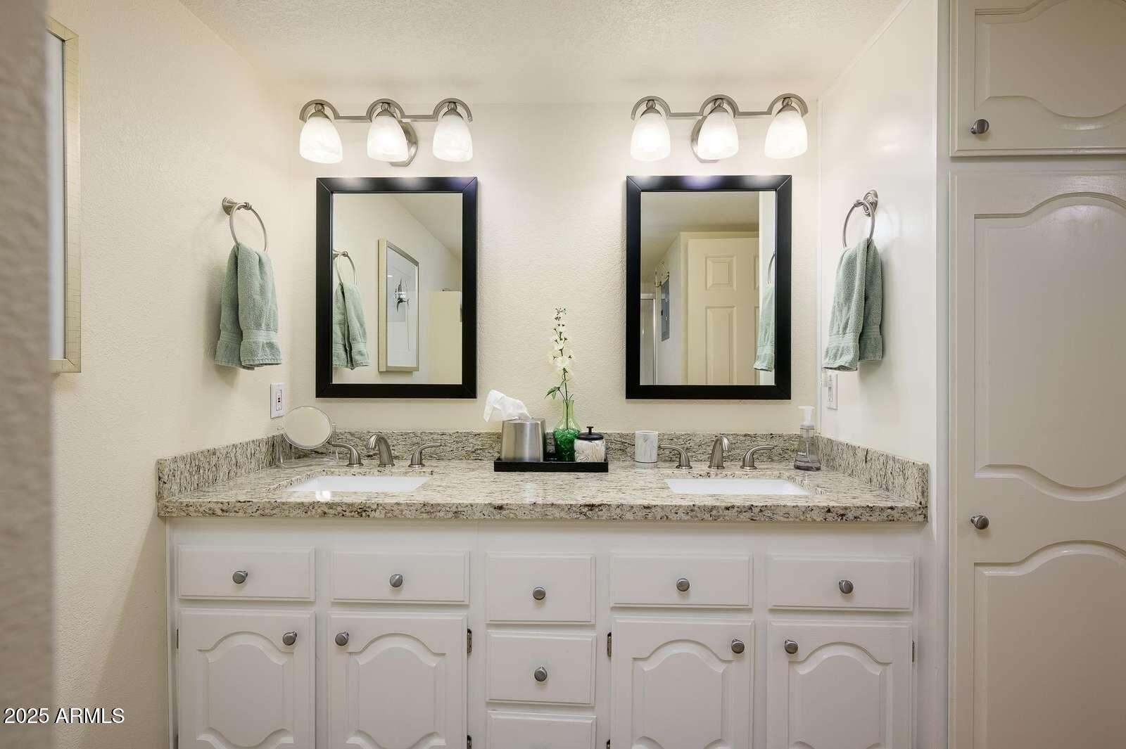 4303 E CACTUS Road S, 322, Phoenix Unit: 322