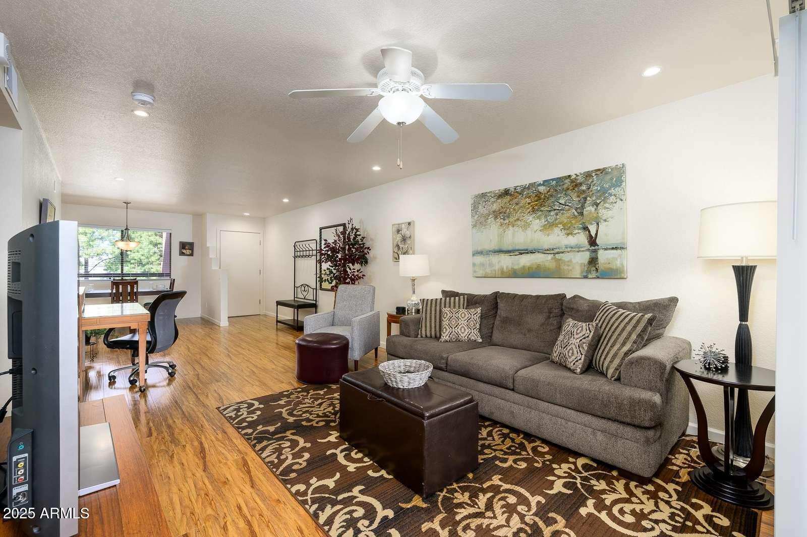 4303 E CACTUS Road S, 322, Phoenix Unit: 322