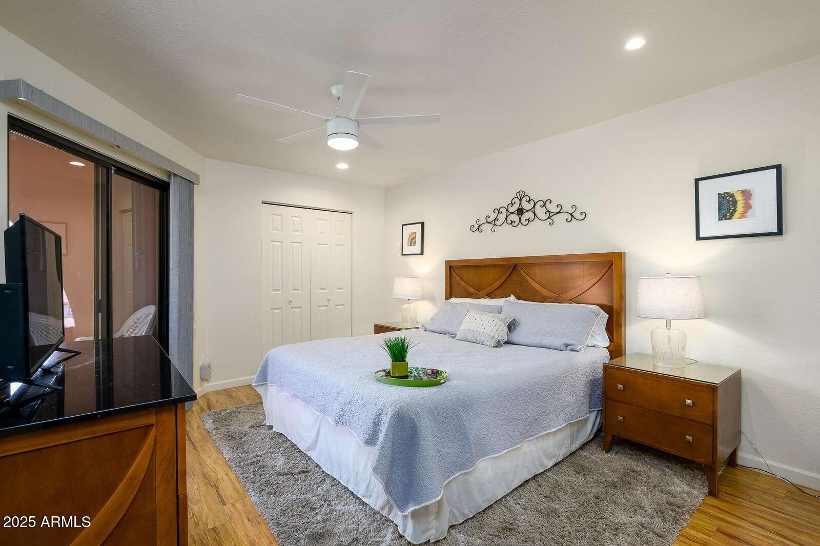 4303 E CACTUS Road S, 322, Phoenix Unit: 322