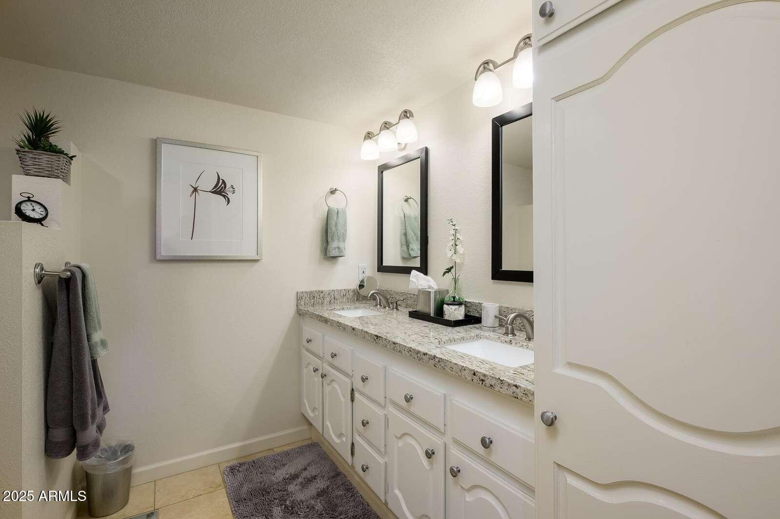 4303 E CACTUS Road S, 322, Phoenix Unit: 322