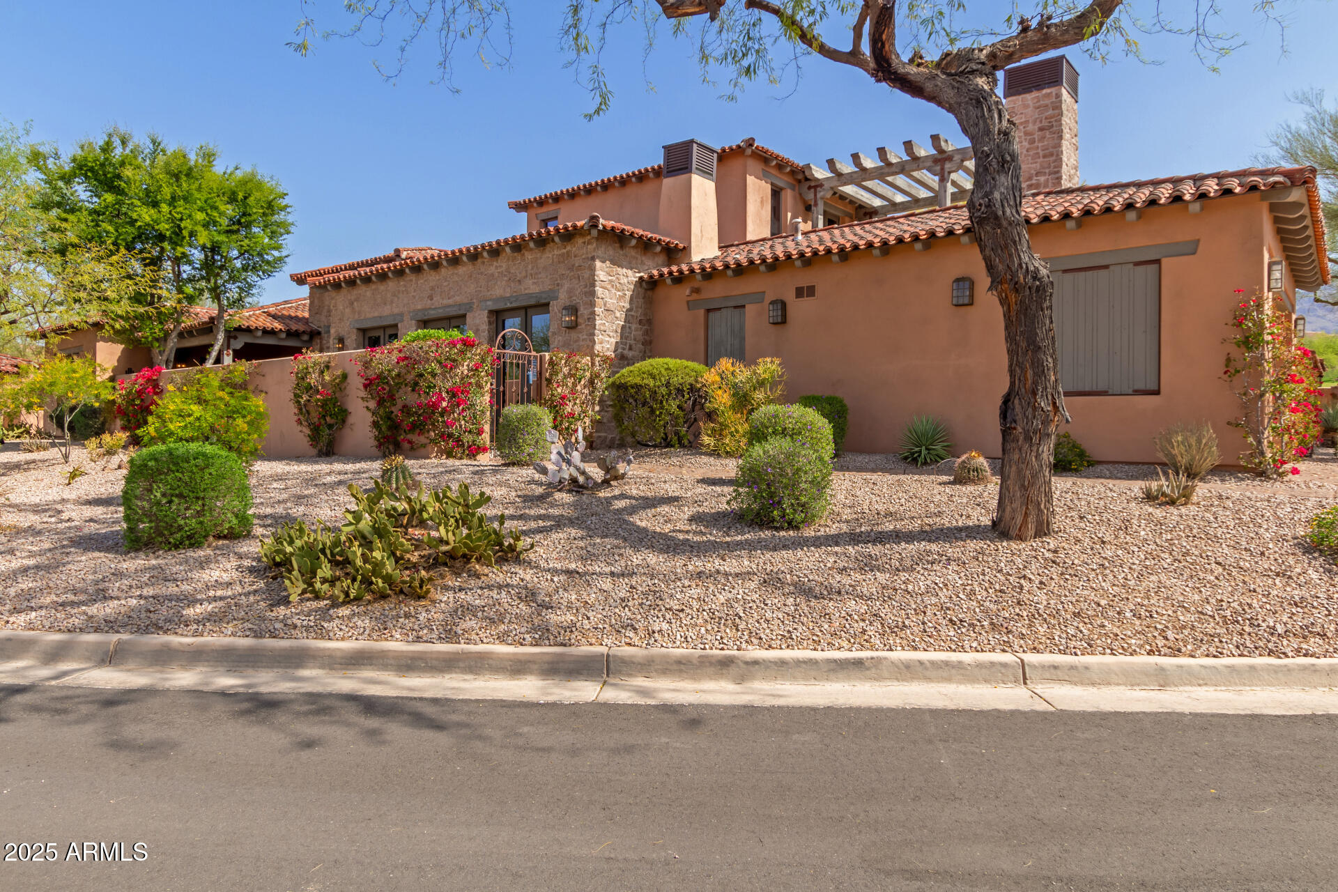 7600 E GOLDEN EAGLE Circle, Gold Canyon