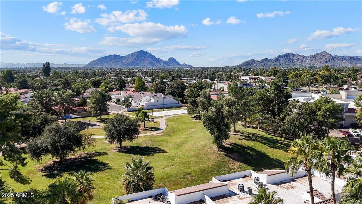 8306 E VIA DE DORADO