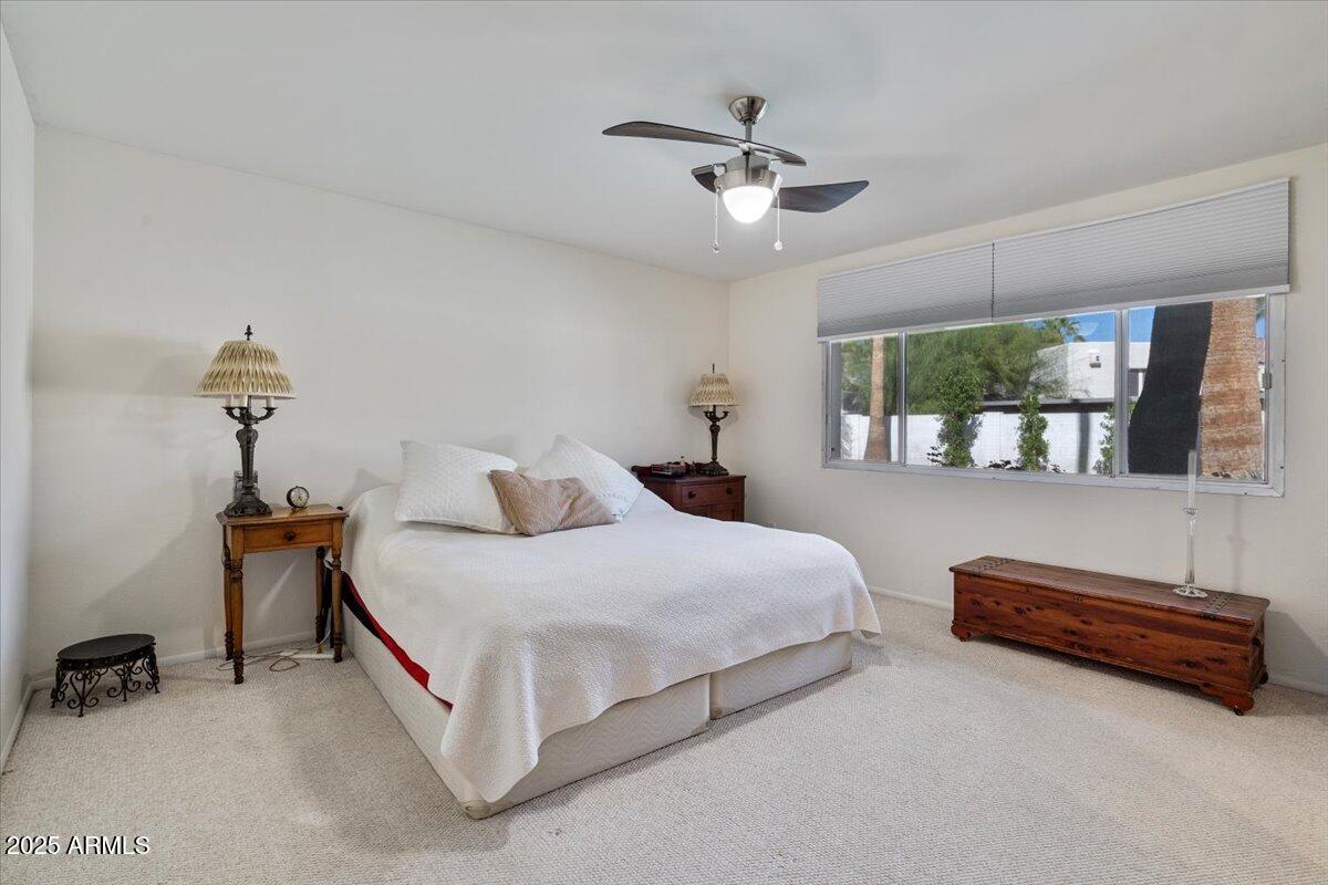 8306 E VIA DE DORADO