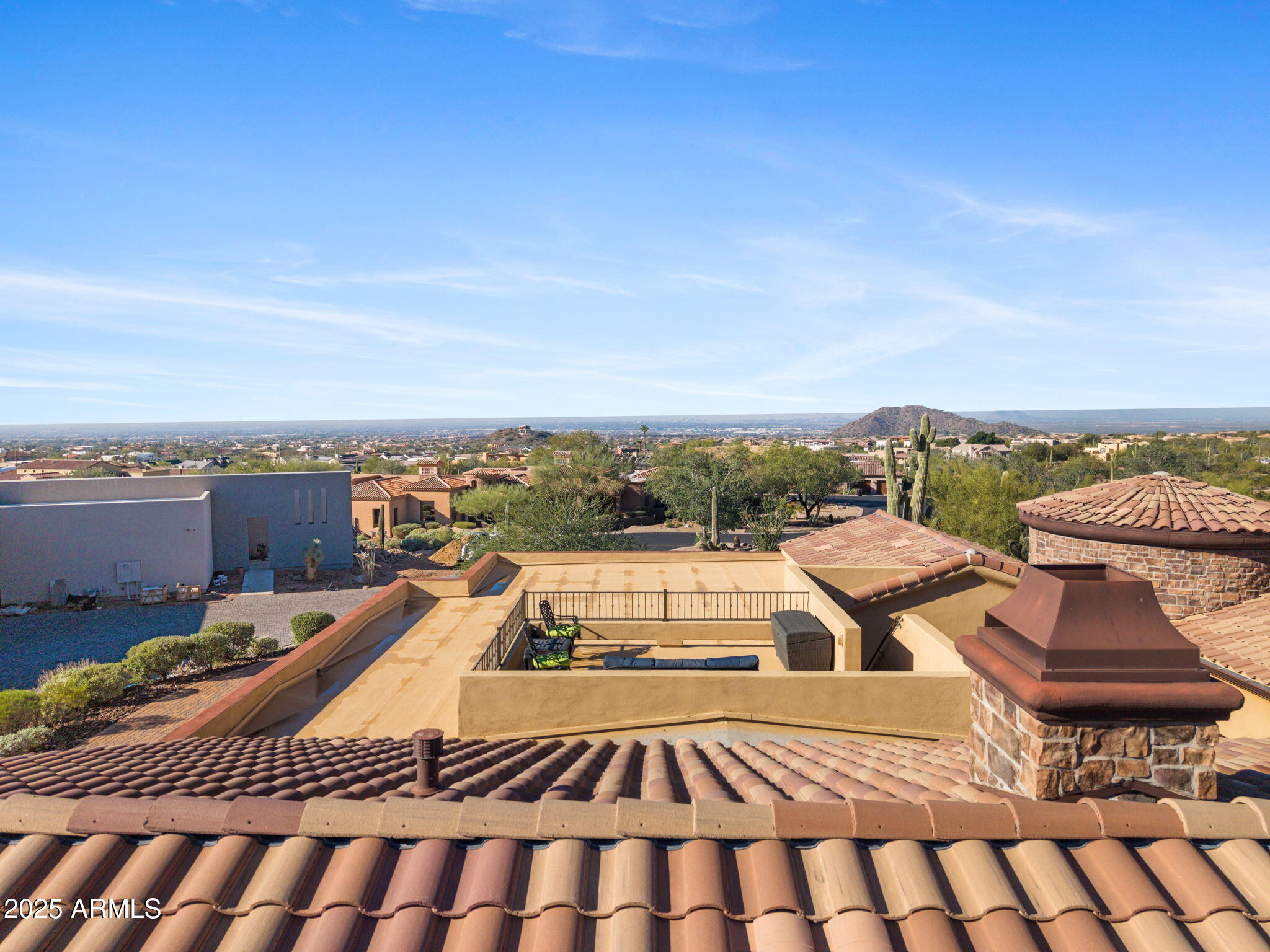 8461 E RED HAWK Circle