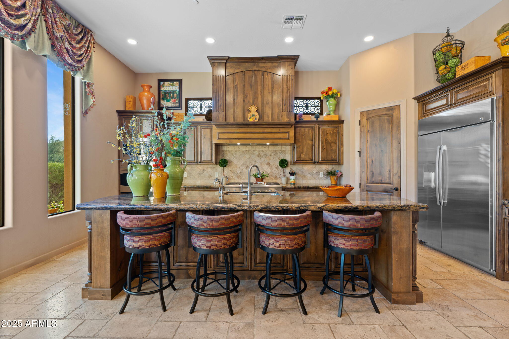 8461 E RED HAWK Circle