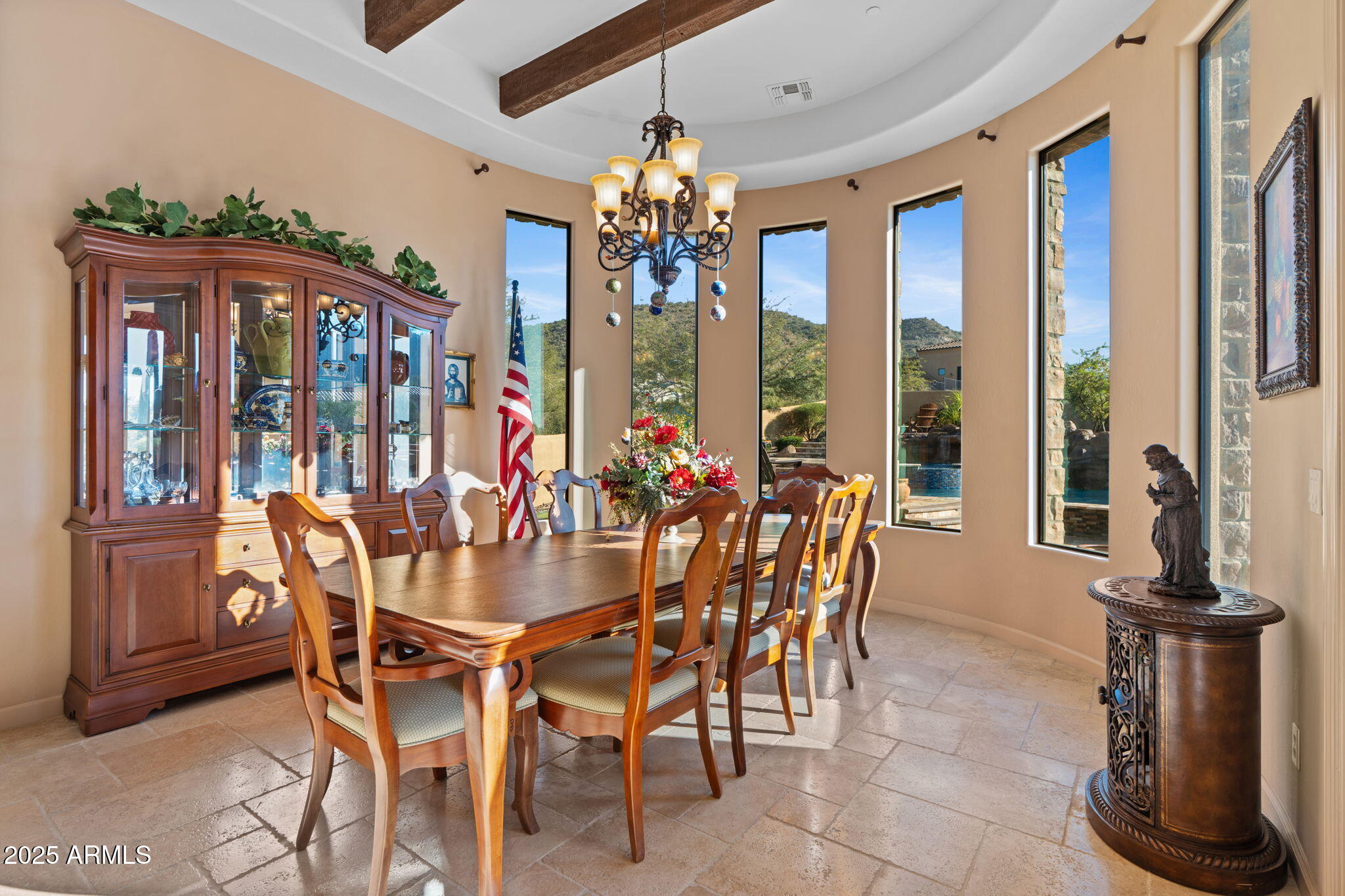 8461 E RED HAWK Circle