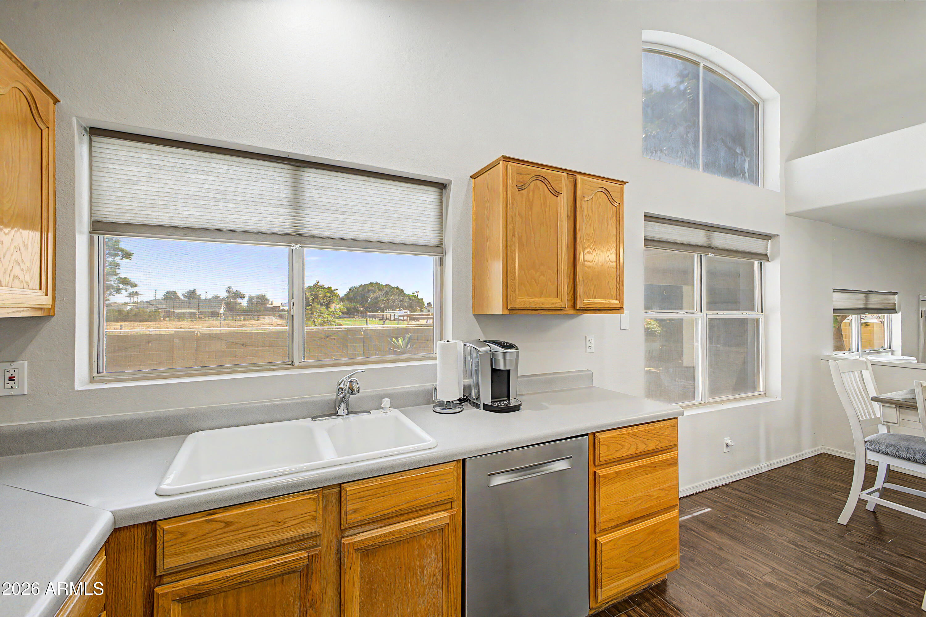 4337 E DESERT Lane
