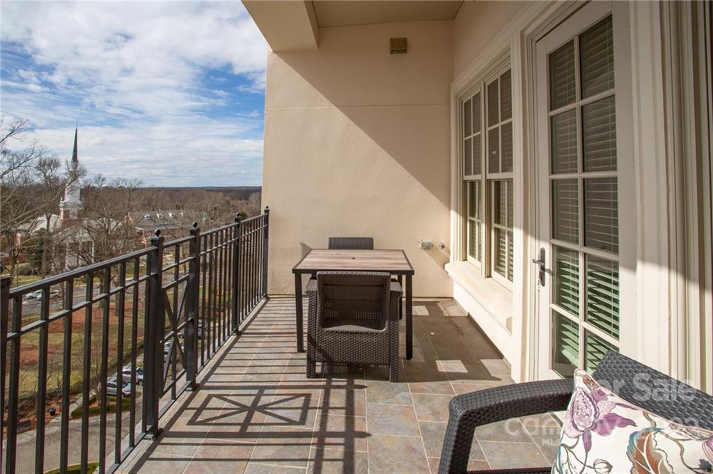 2823 Providence Road Unit: 272
