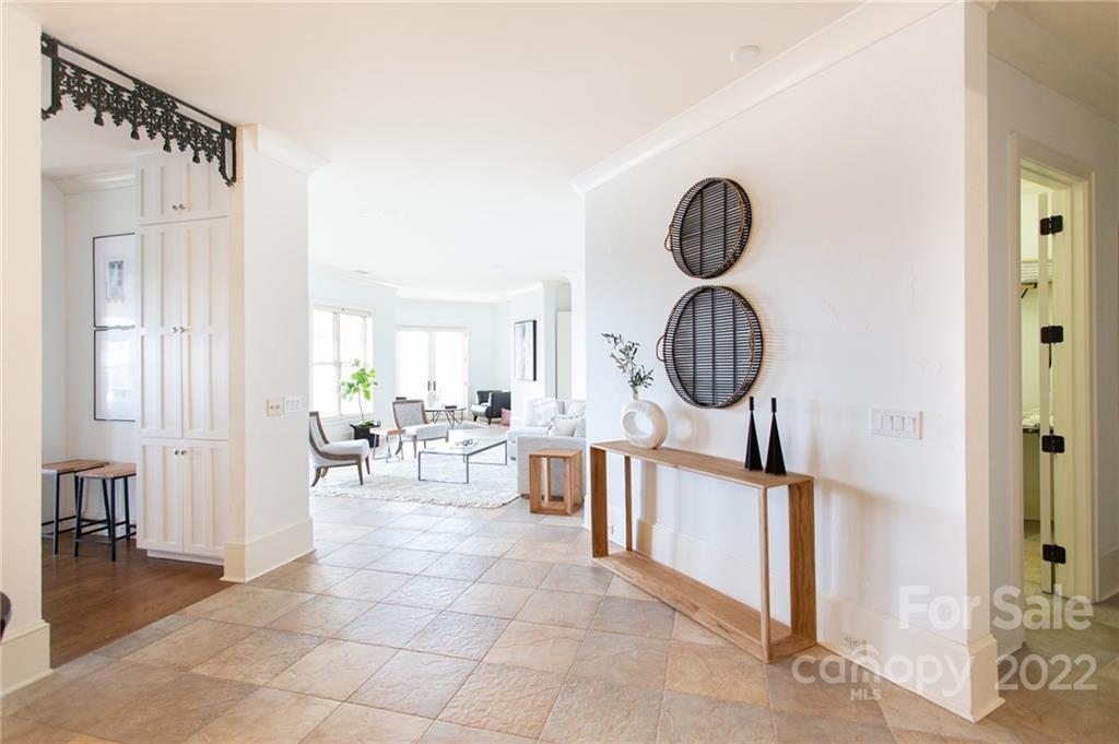 2823 Providence Road Unit: 272