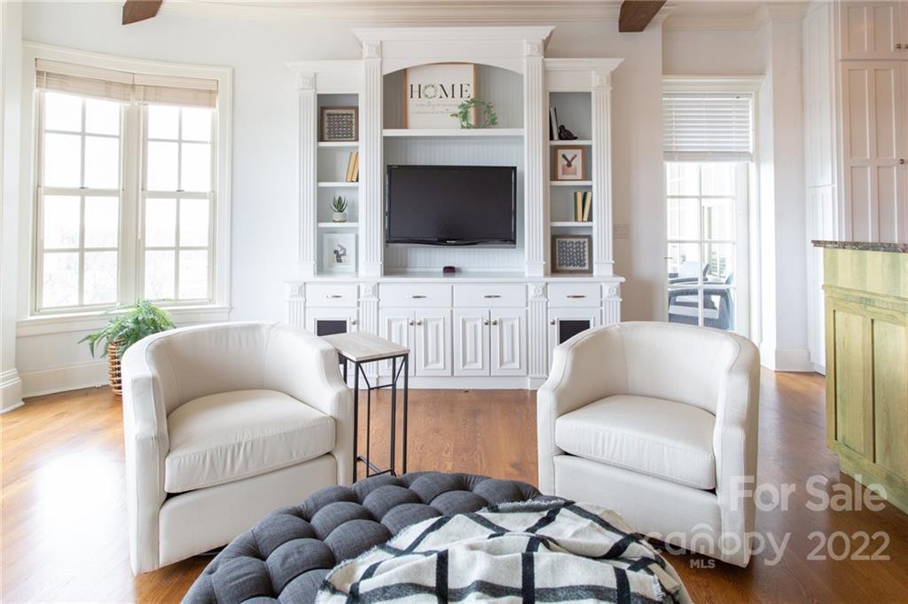 2823 Providence Road Unit: 272