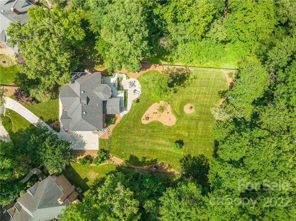 6049 Bratton Place