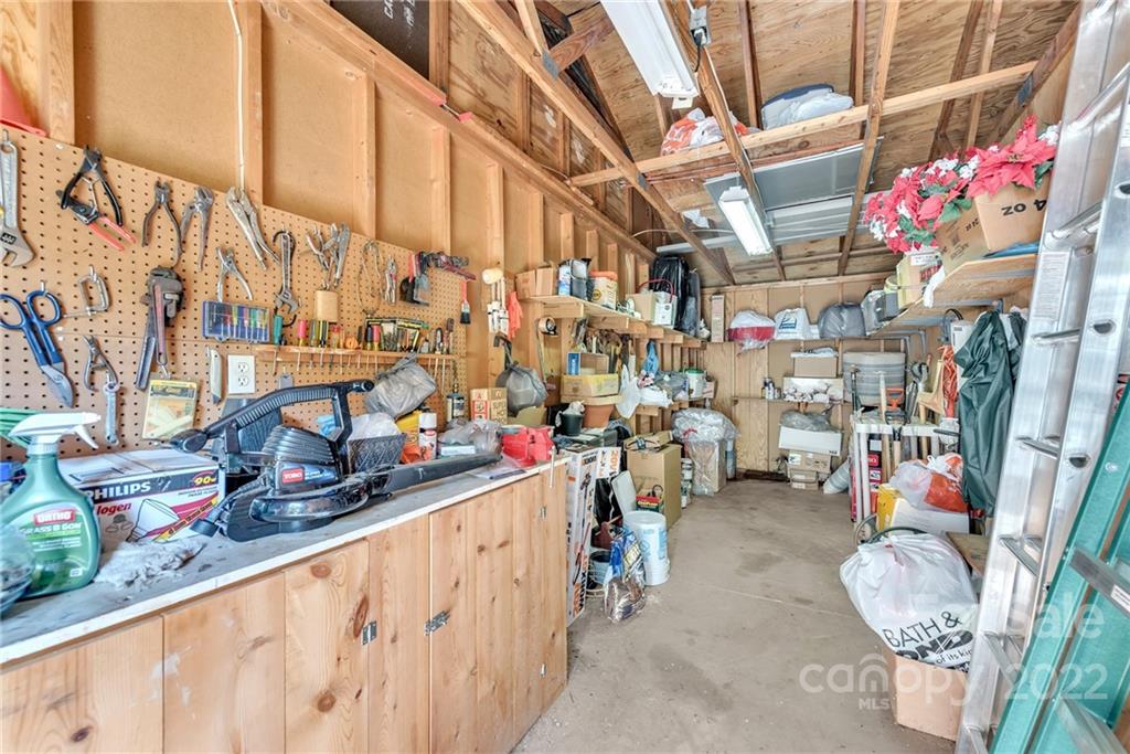 4932 Foxden Court