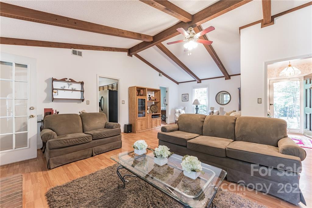 4932 Foxden Court