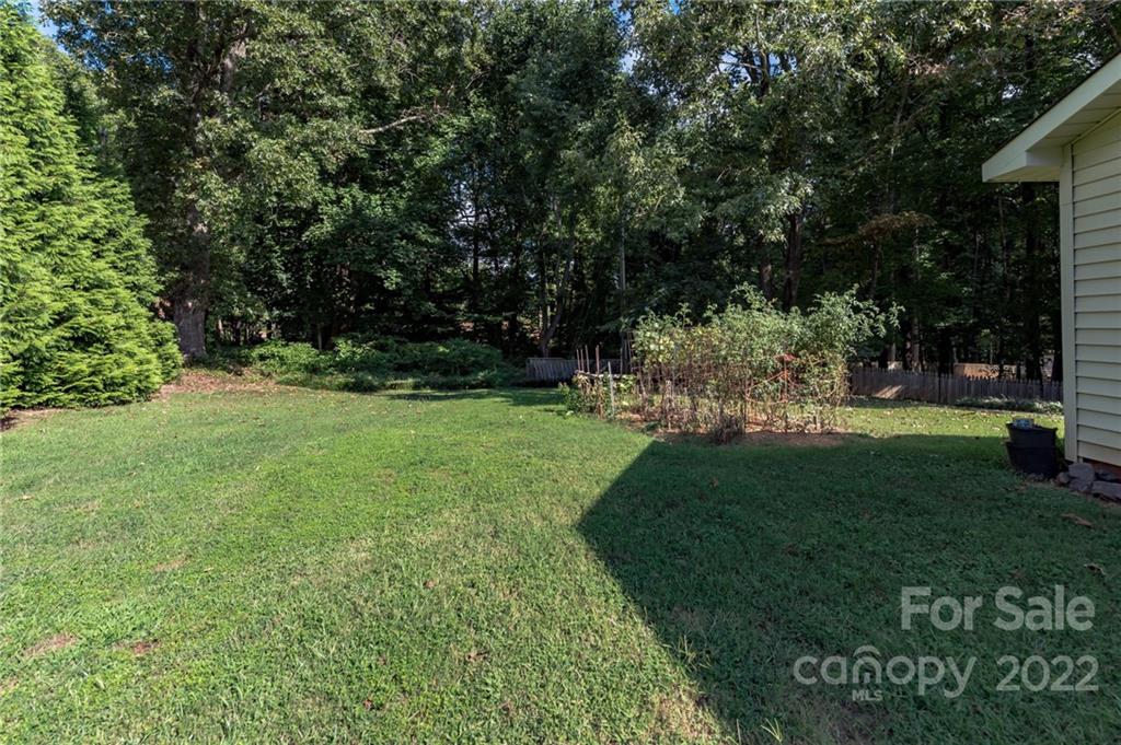 4932 Foxden Court