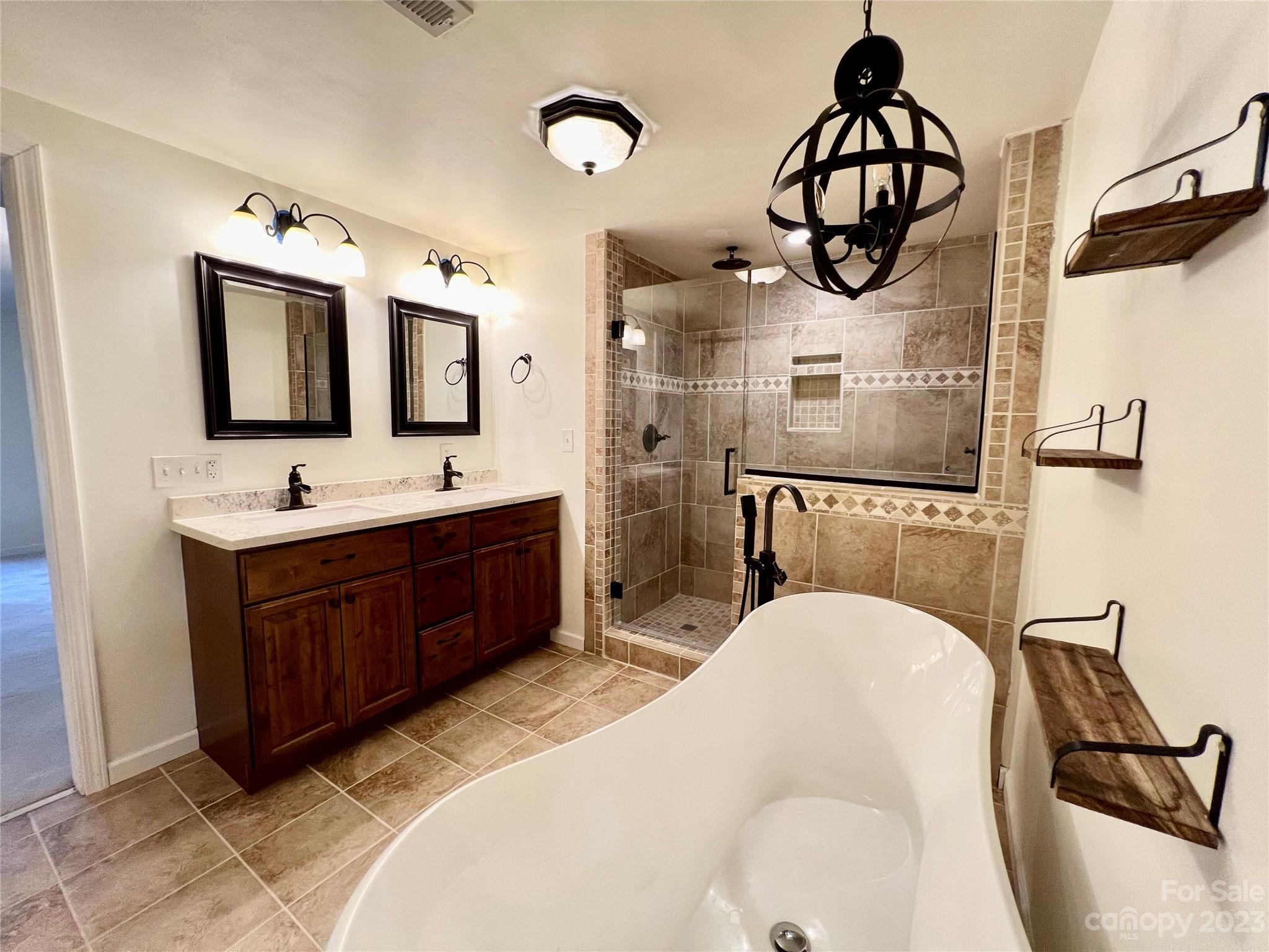 3413 Cedar Circle Road