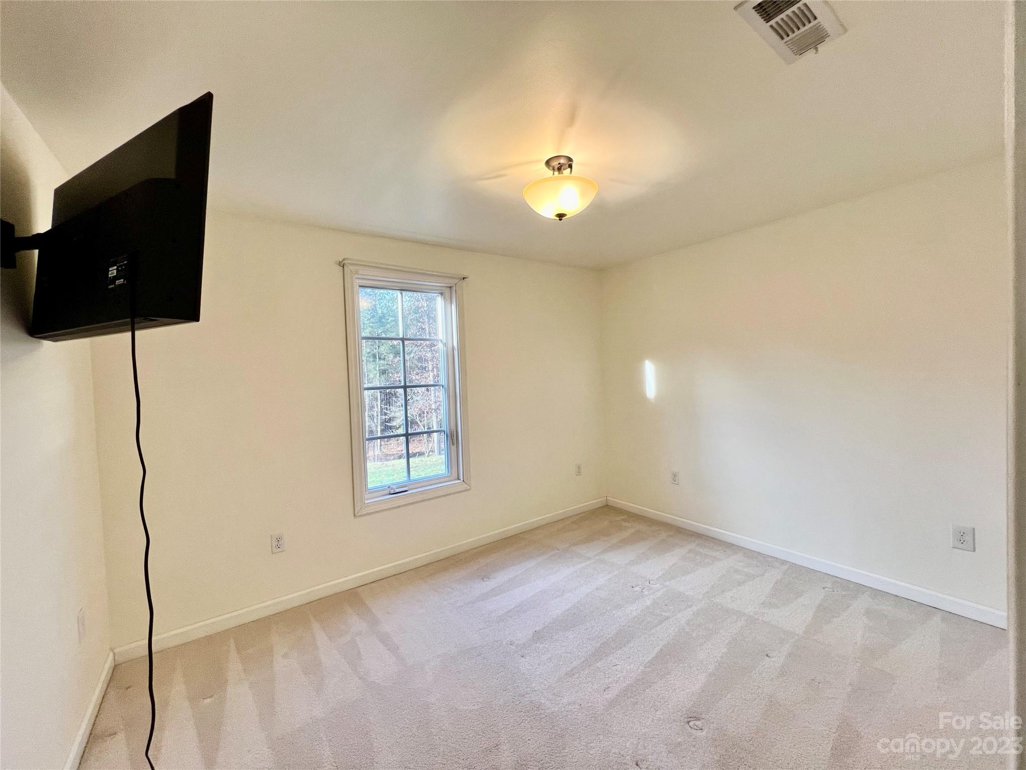 3413 Cedar Circle Road