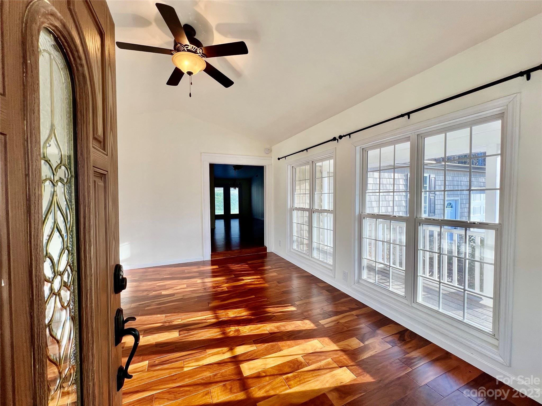 3413 Cedar Circle Road