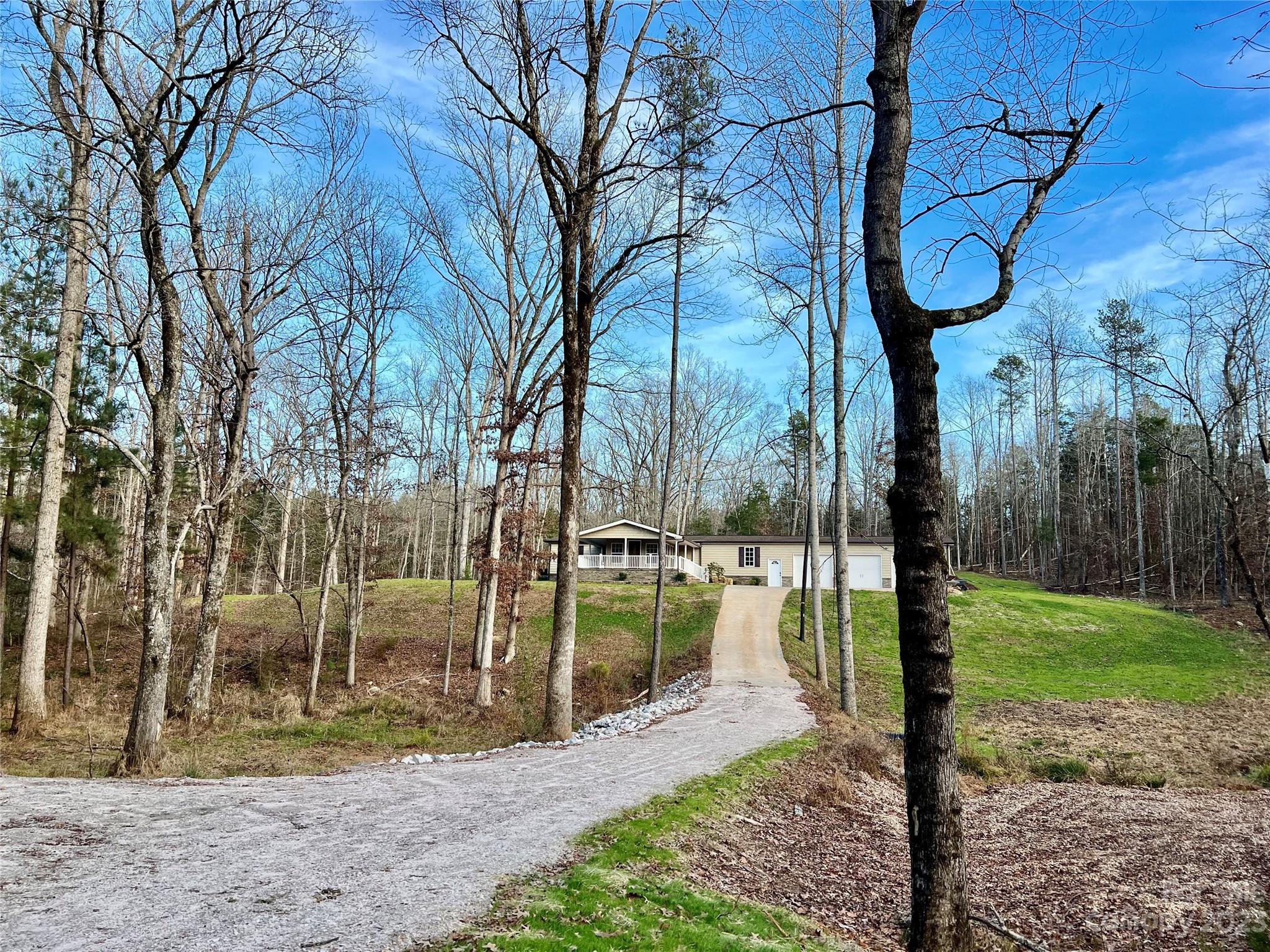 3413 Cedar Circle Road