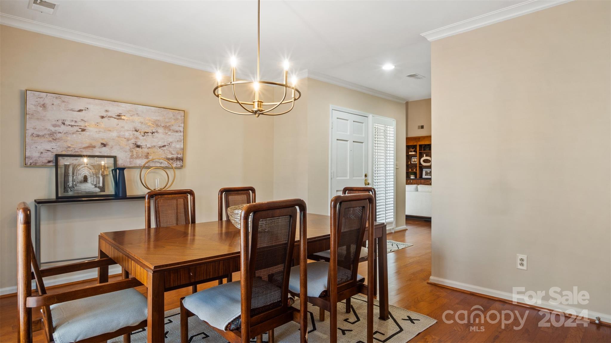 4923 Torrey Pines Court