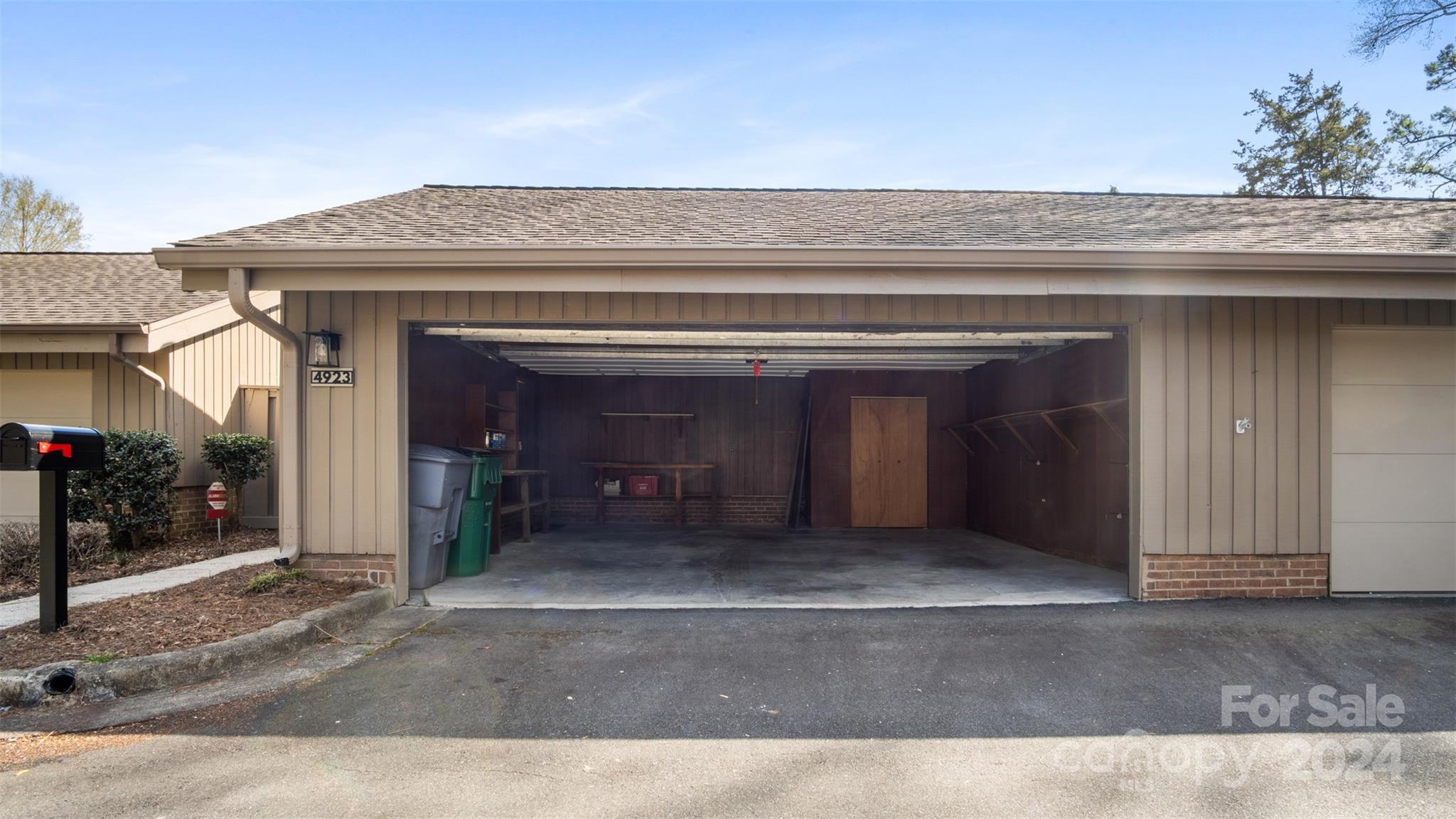 4923 Torrey Pines Court