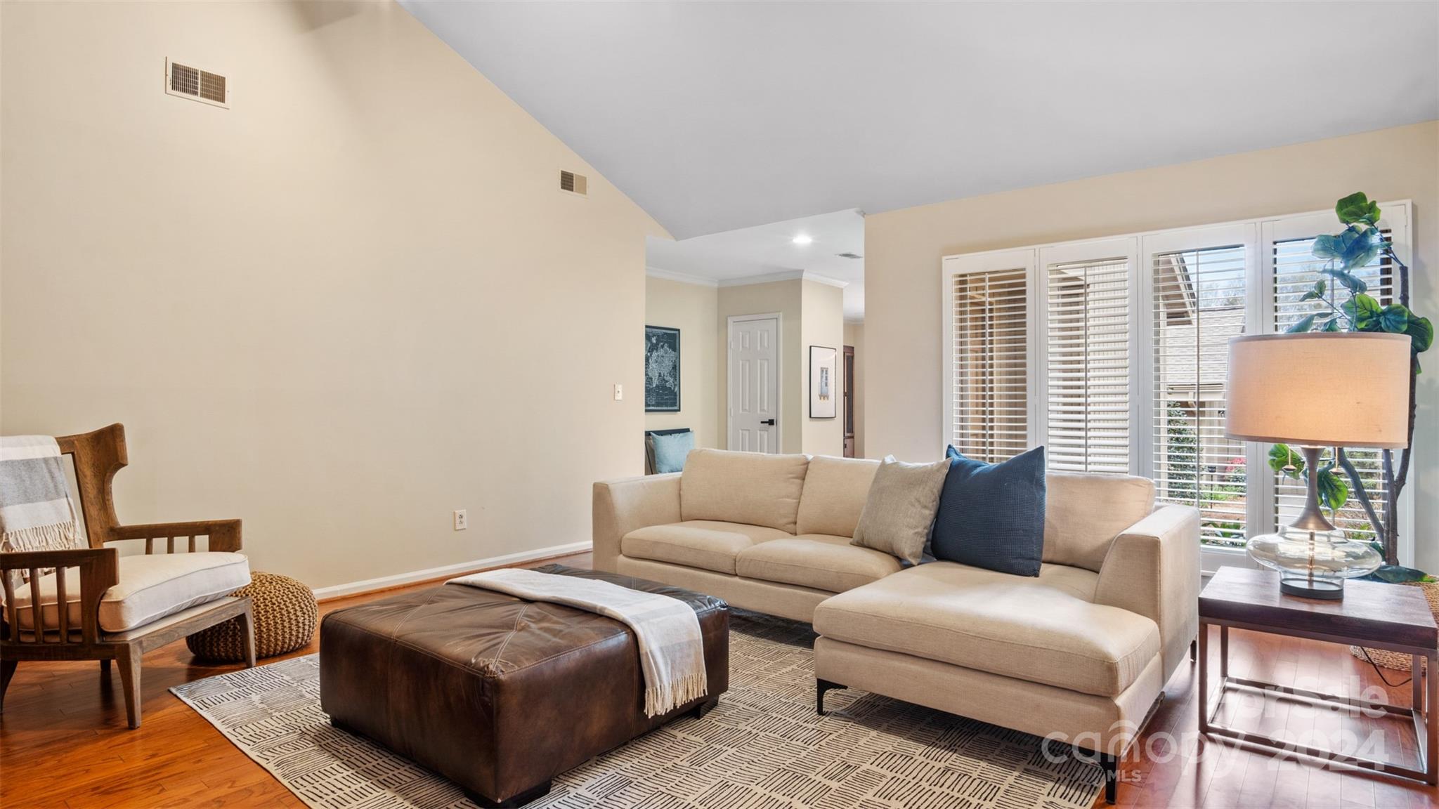 4923 Torrey Pines Court