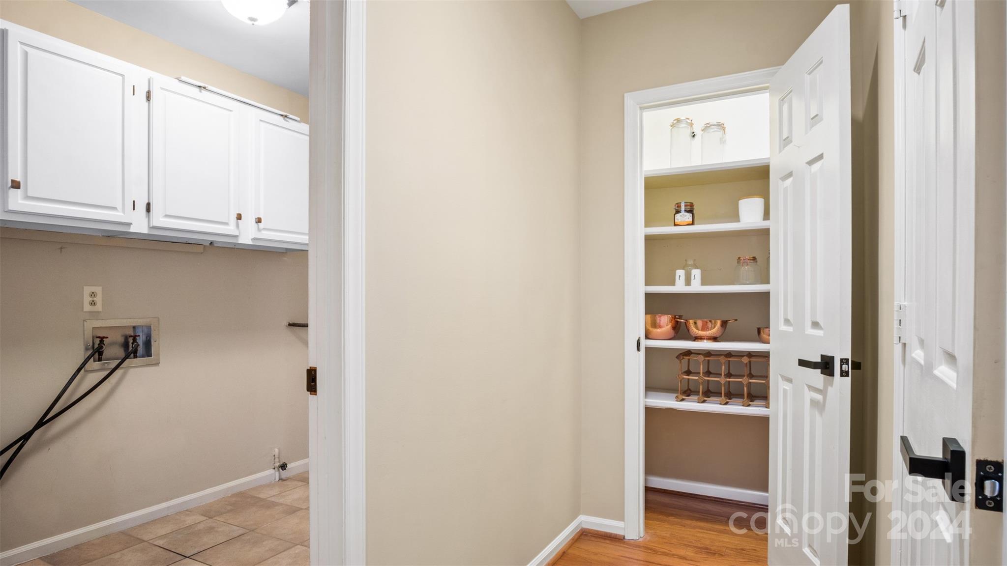 4923 Torrey Pines Court