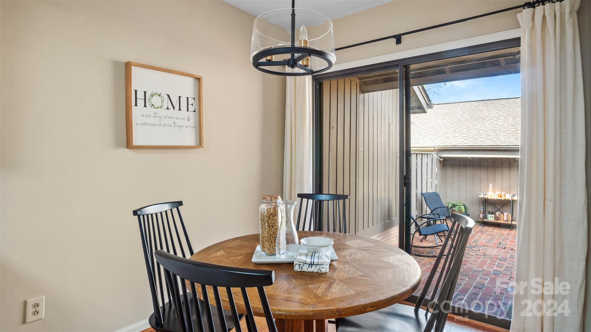 4923 Torrey Pines Court