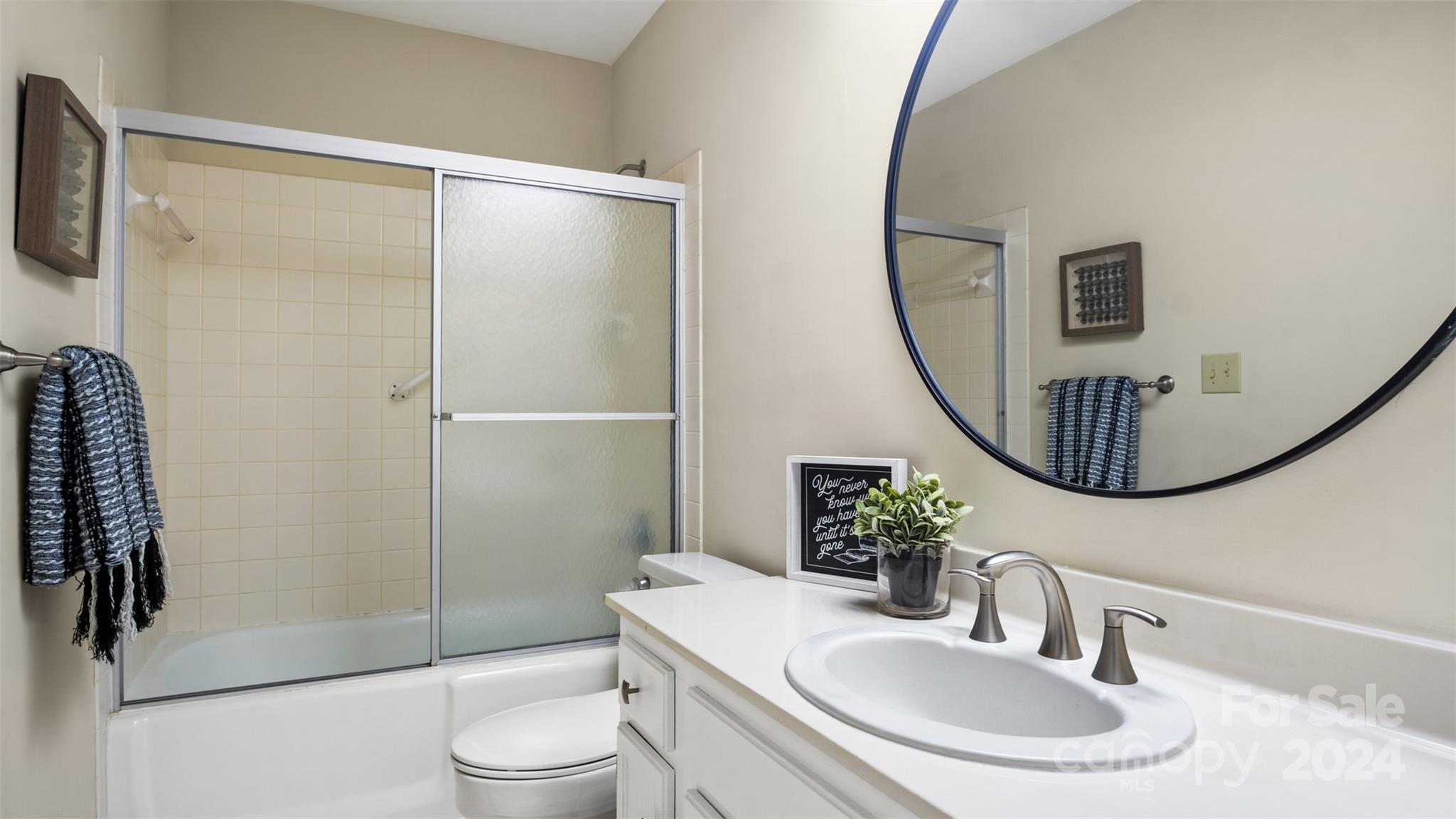 4923 Torrey Pines Court