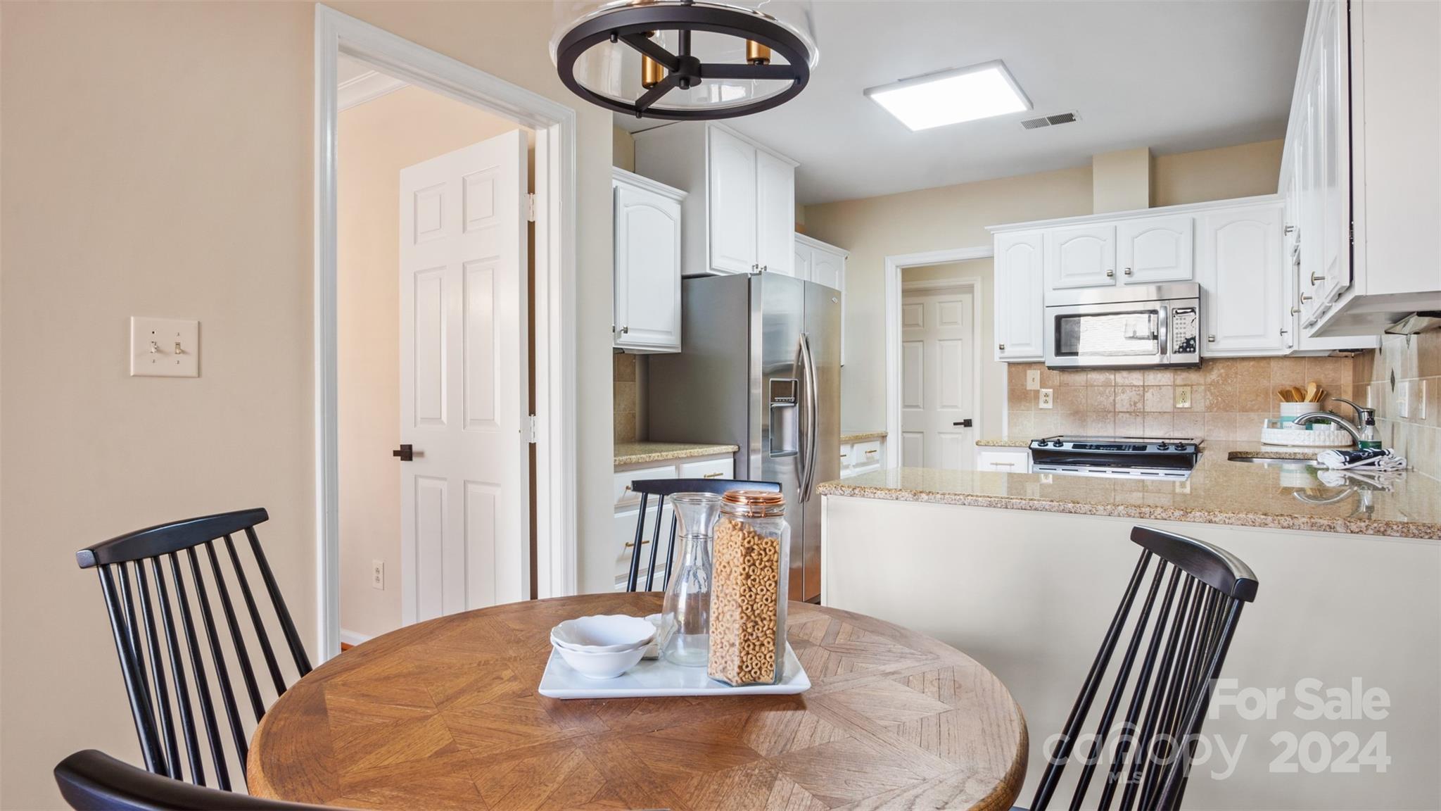 4923 Torrey Pines Court