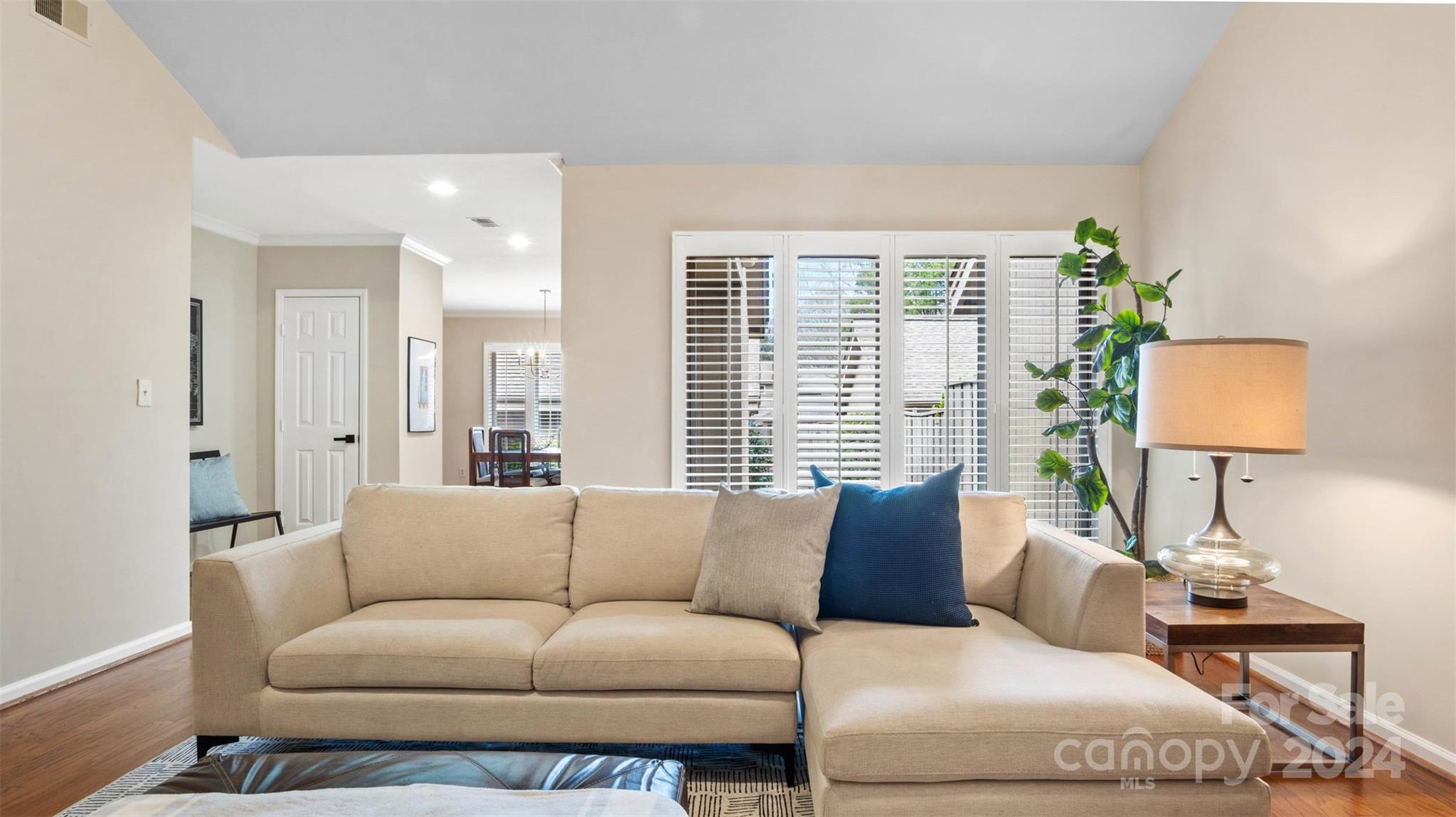 4923 Torrey Pines Court