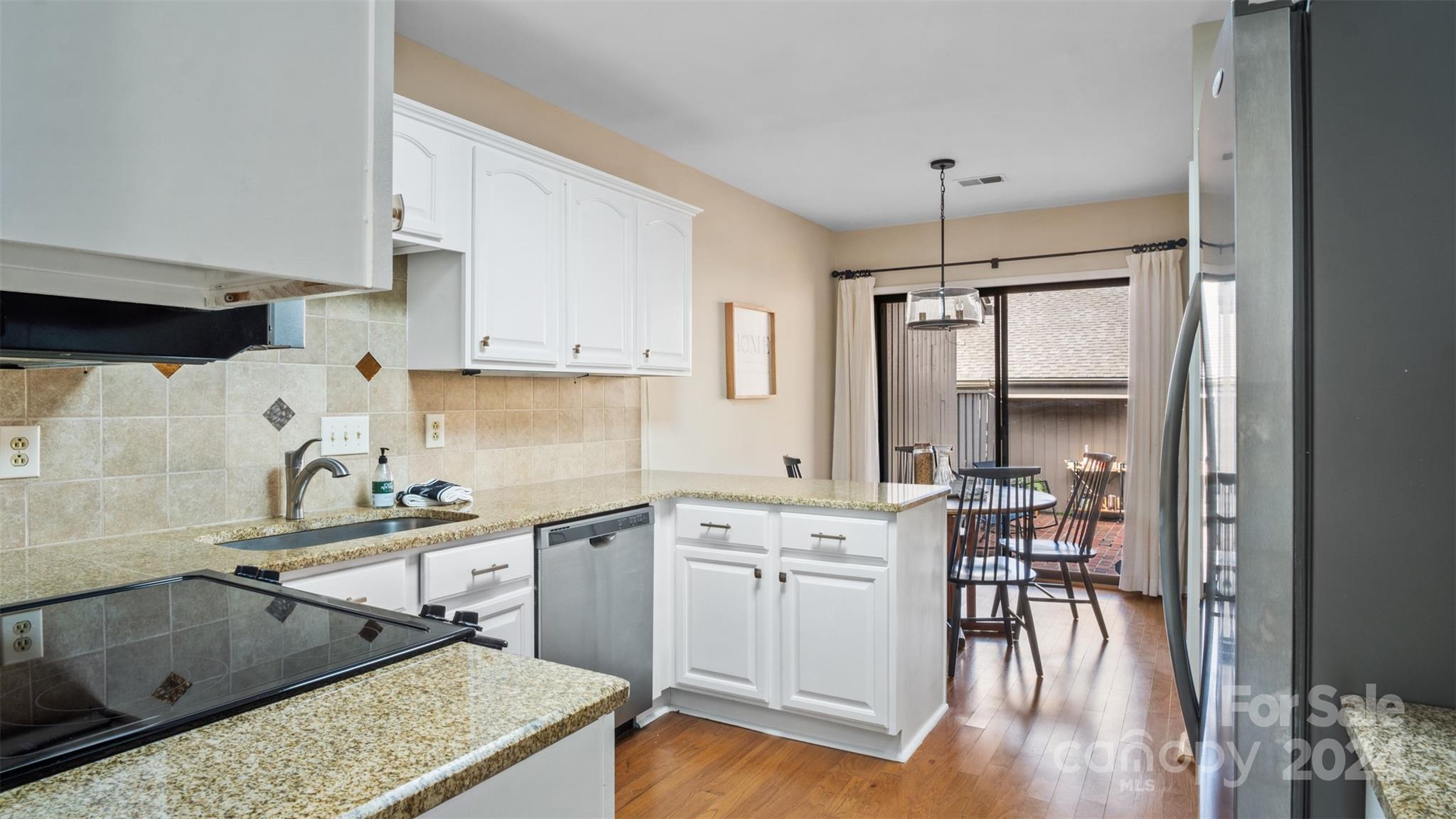 4923 Torrey Pines Court