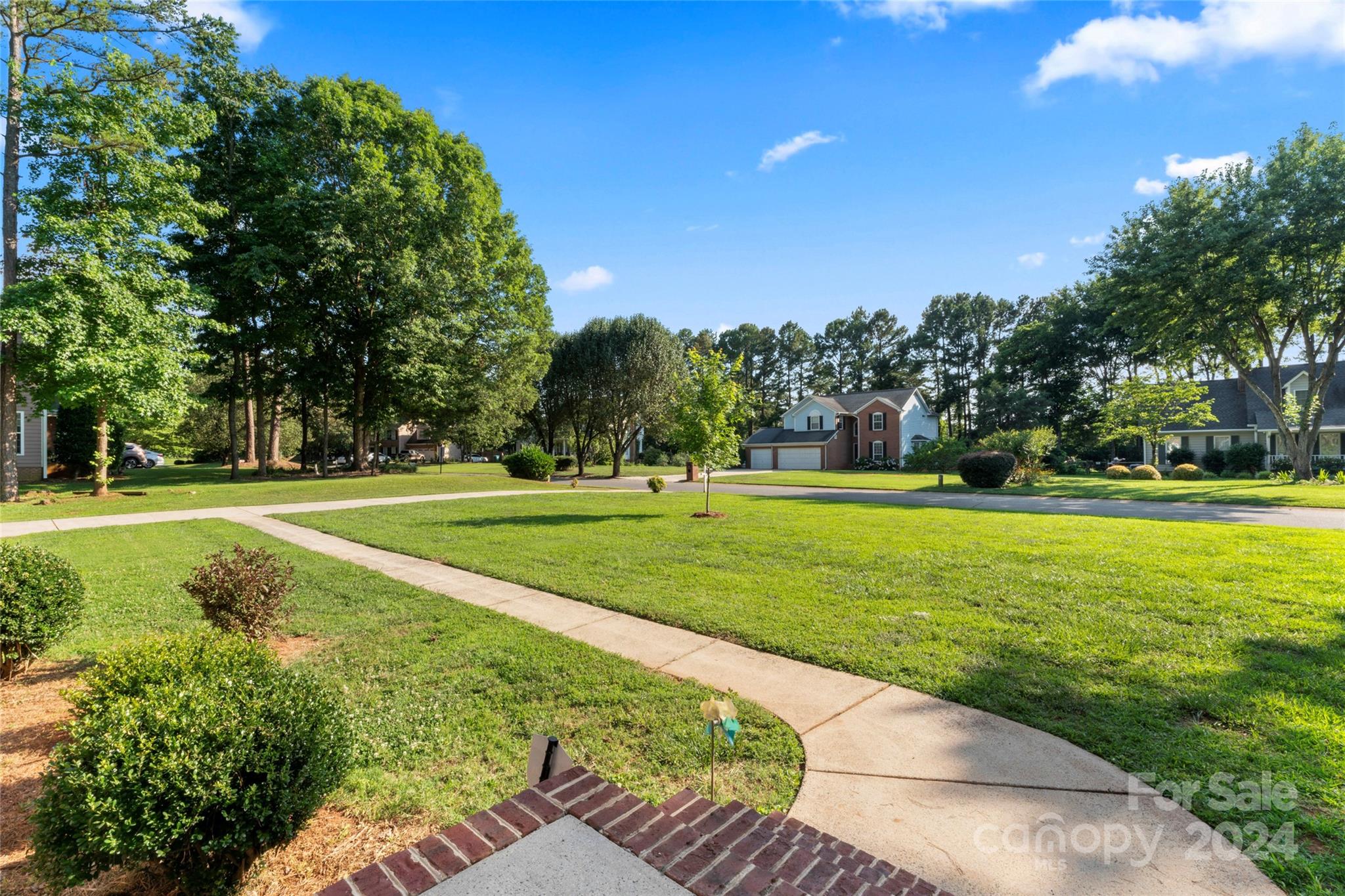 6811 Fenning Drive