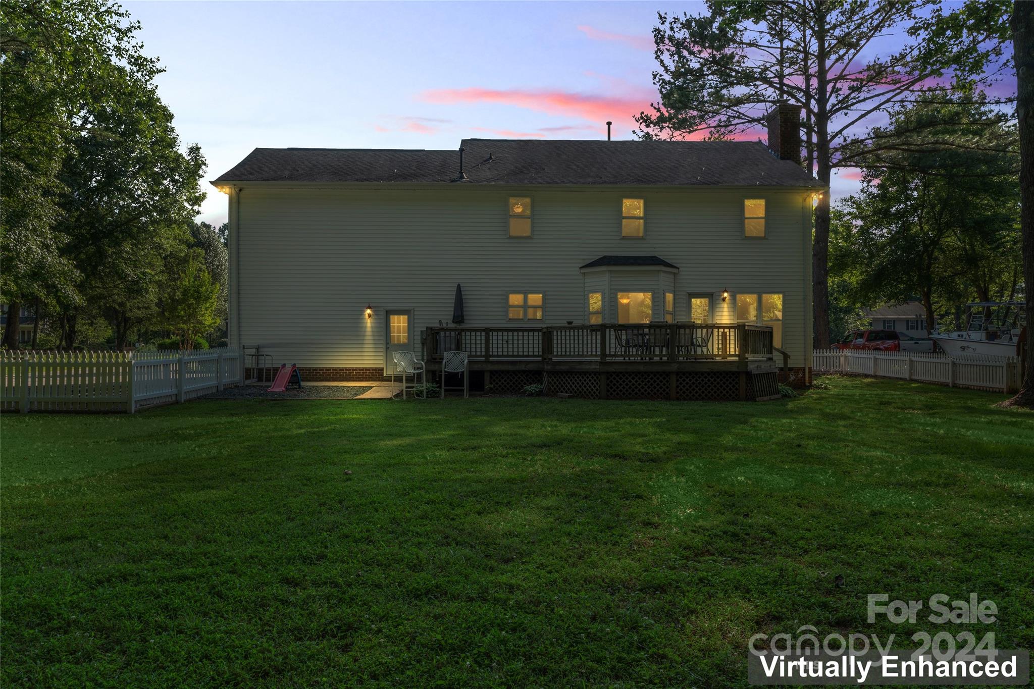 6811 Fenning Drive