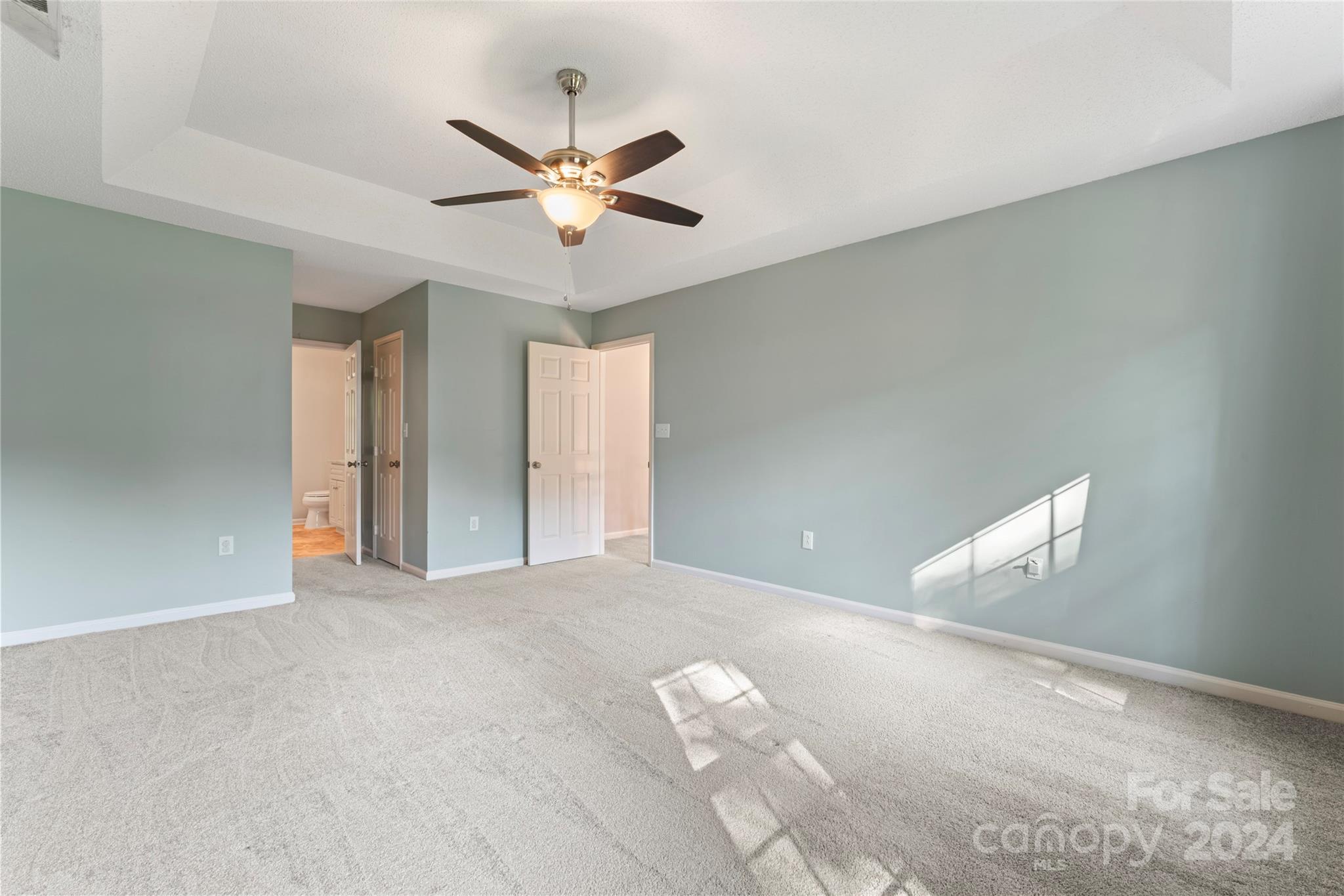 6811 Fenning Drive