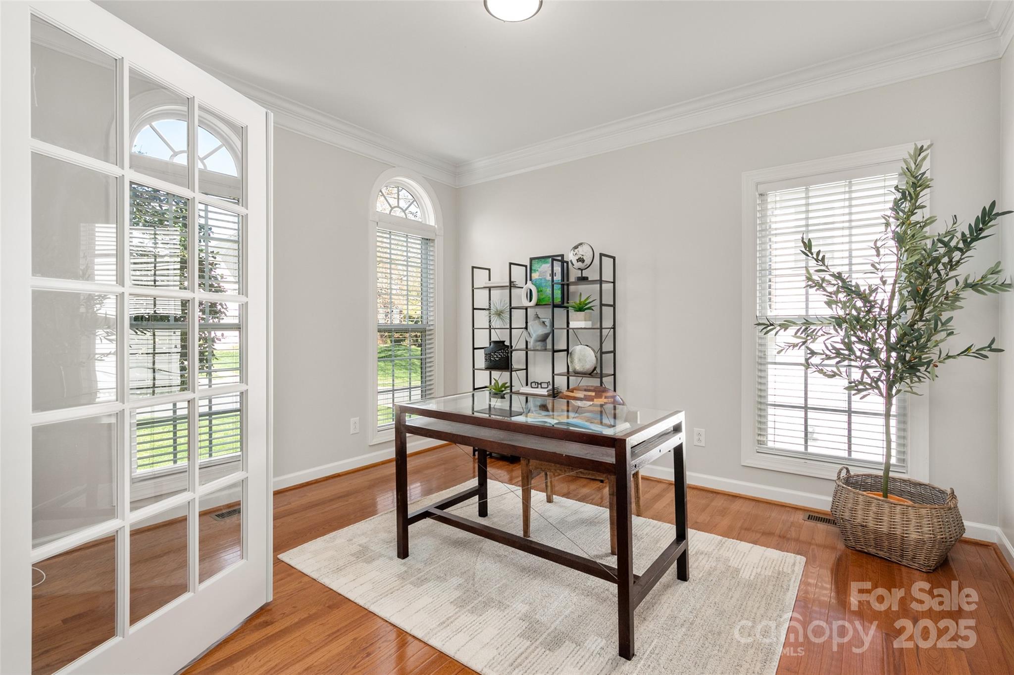 11001 Valley Spring Drive