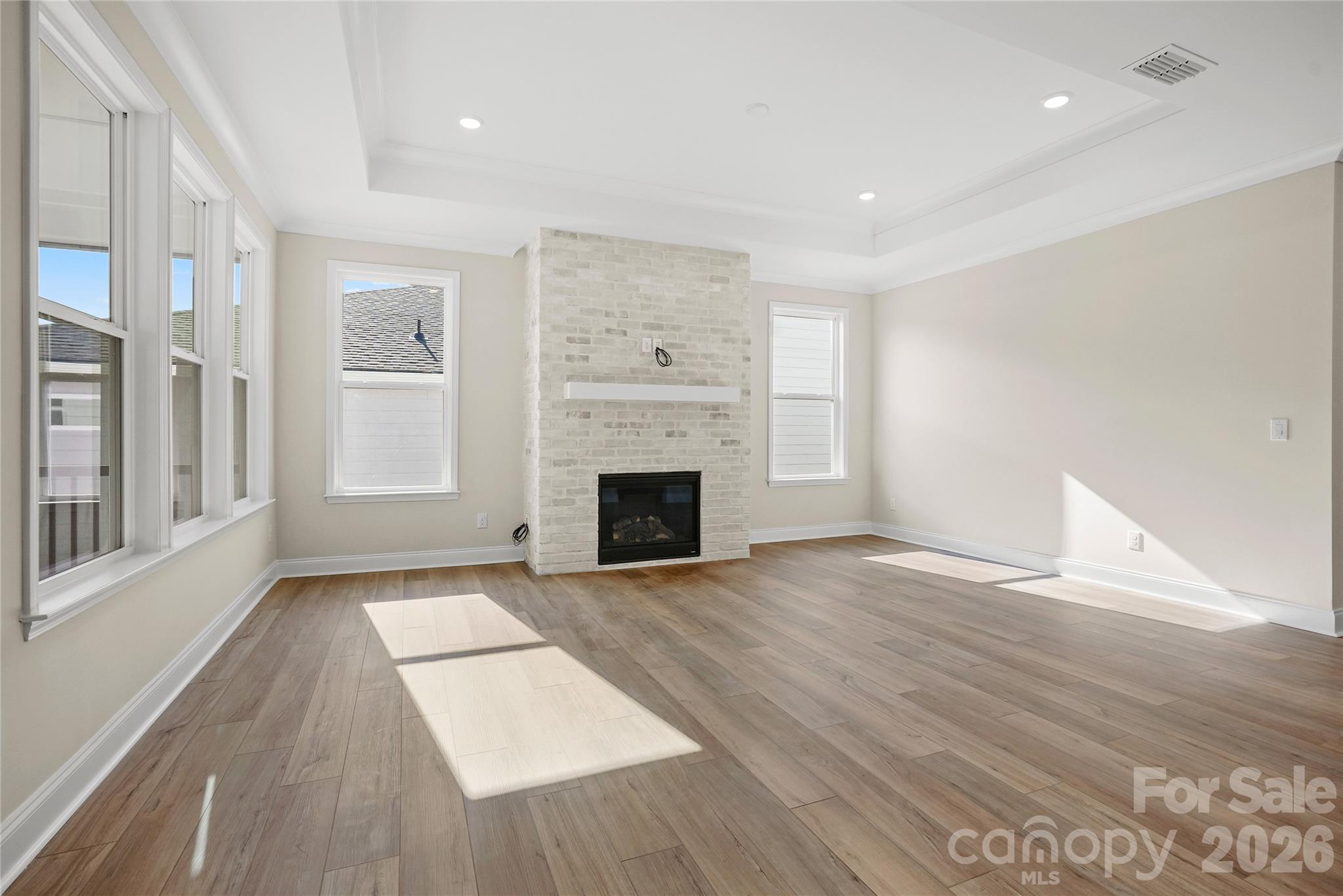 2714 Peak Court