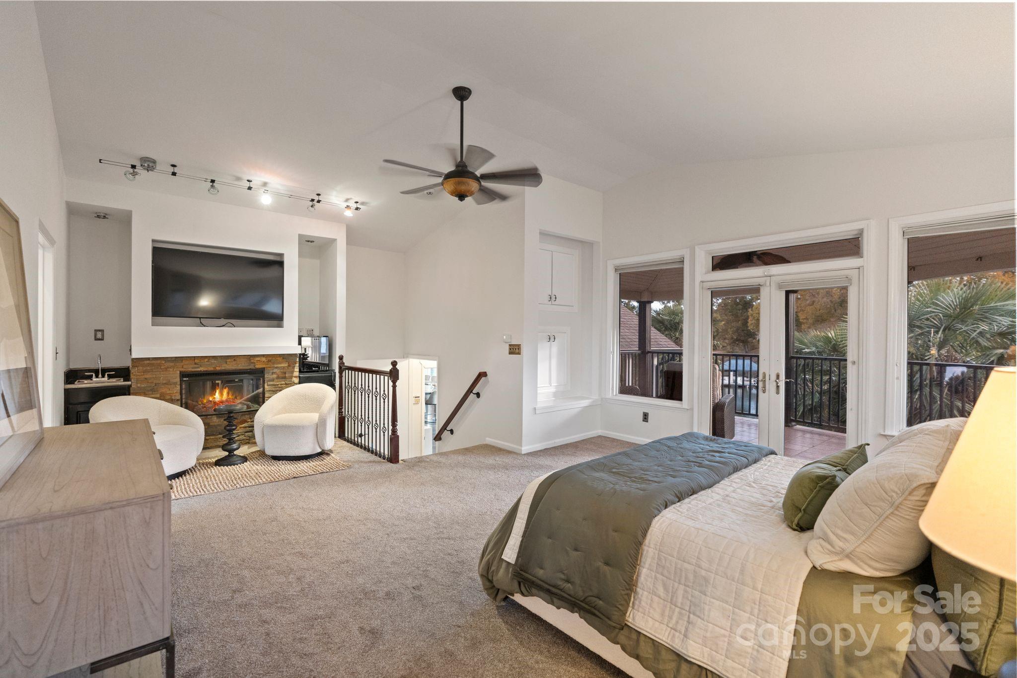 4625 Water Oak Drive