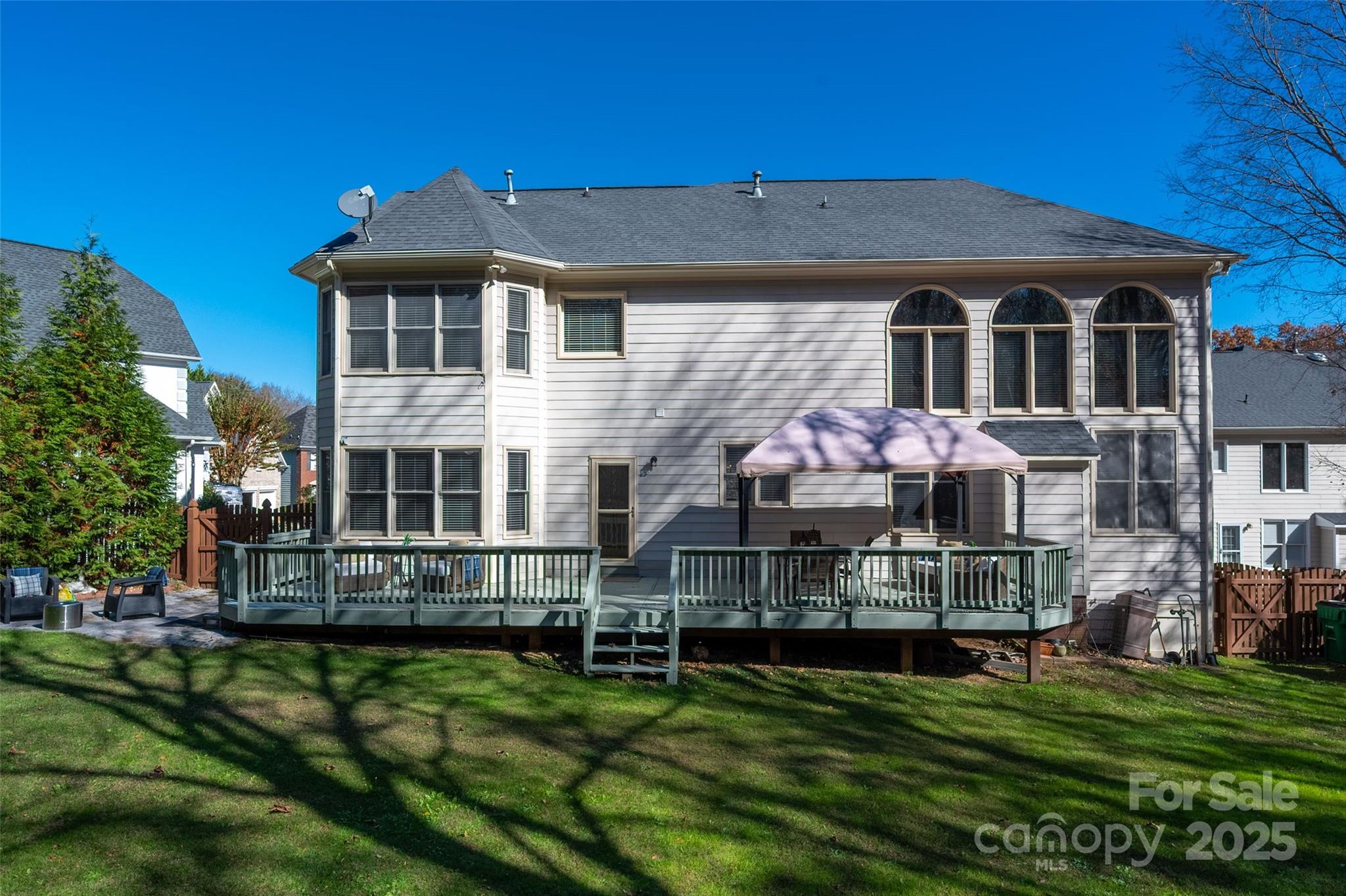 13812 Ballantyne Meadows Drive