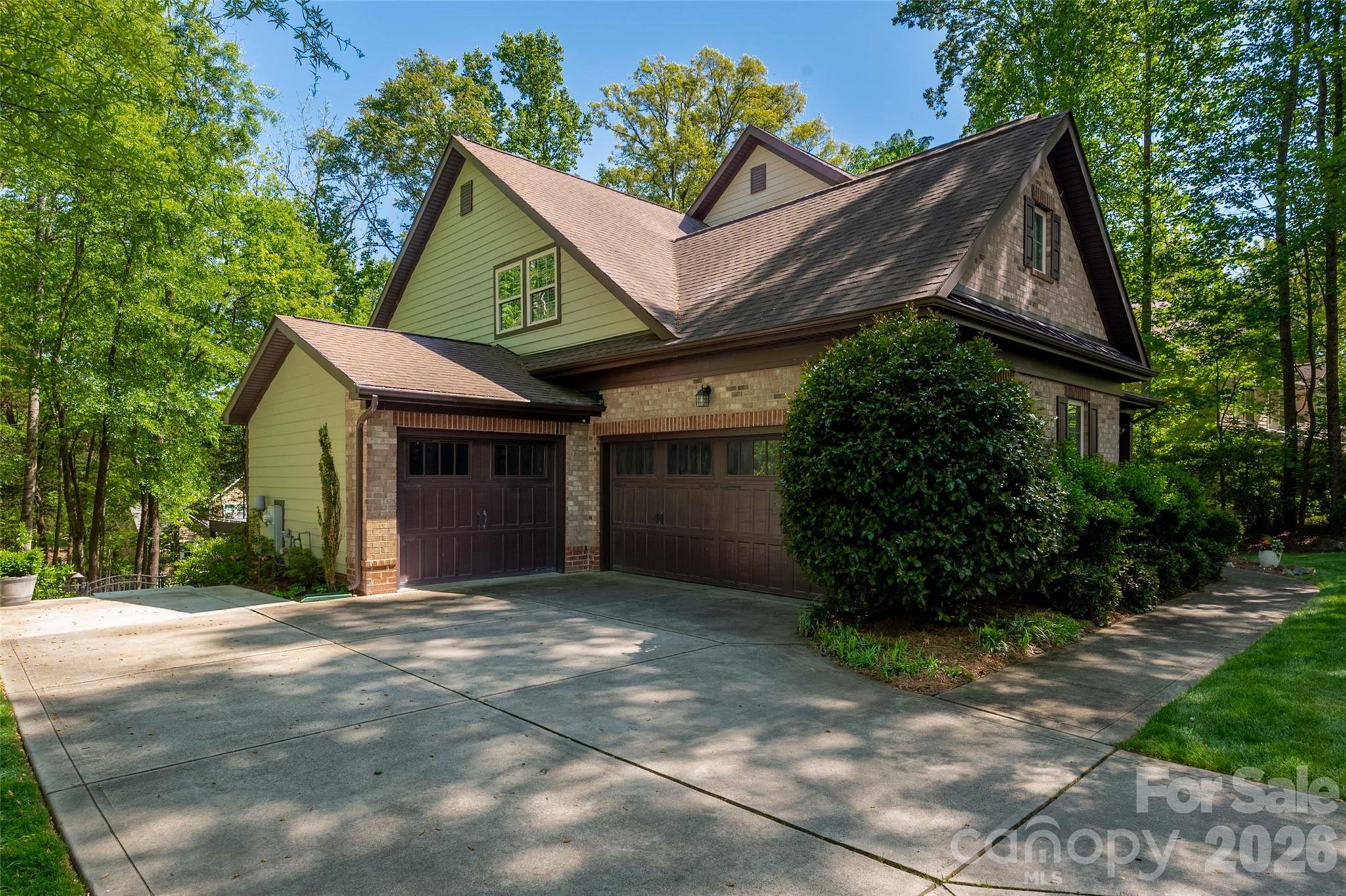 11428 Scarlet Tanager Drive