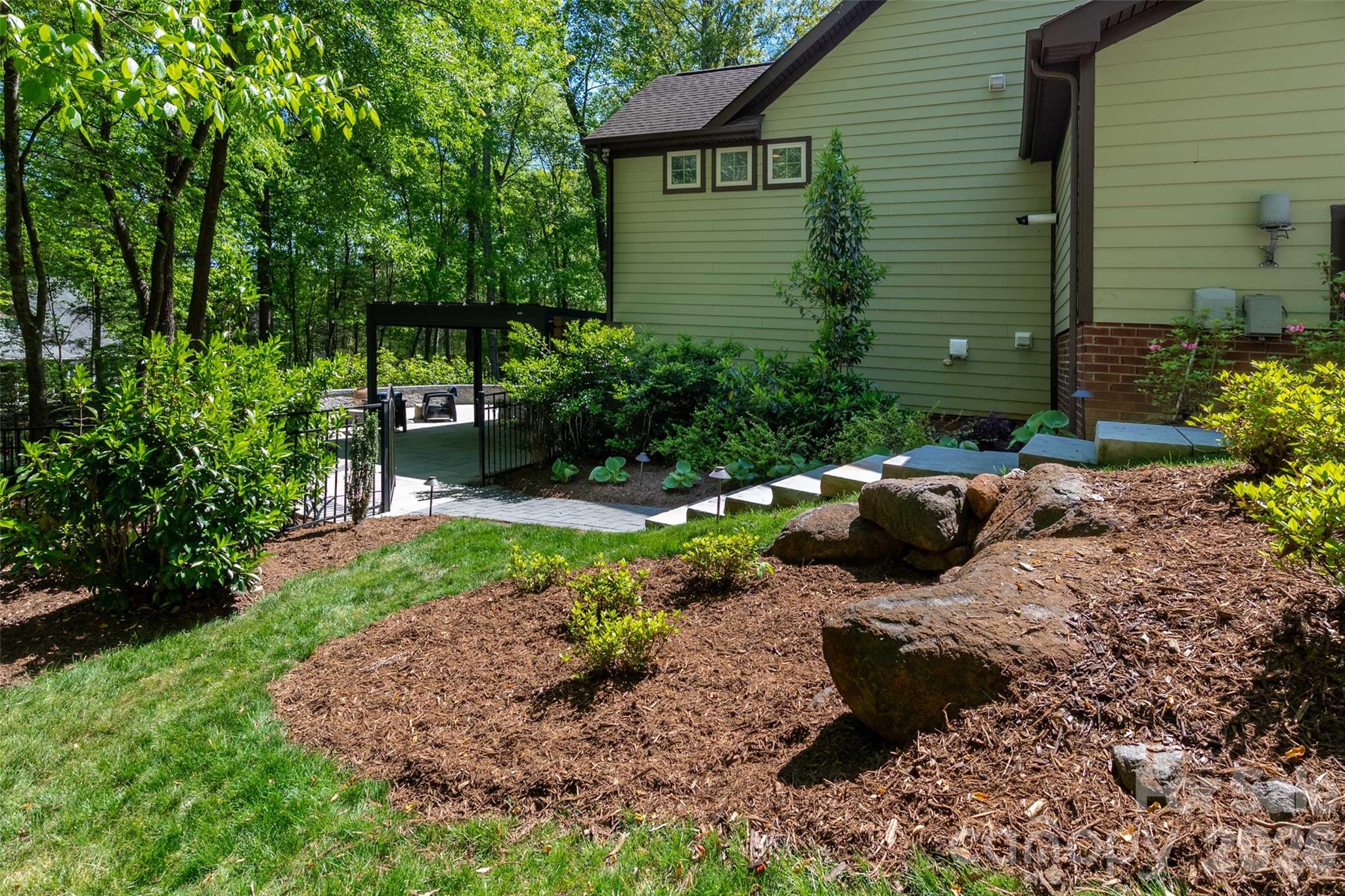 11428 Scarlet Tanager Drive