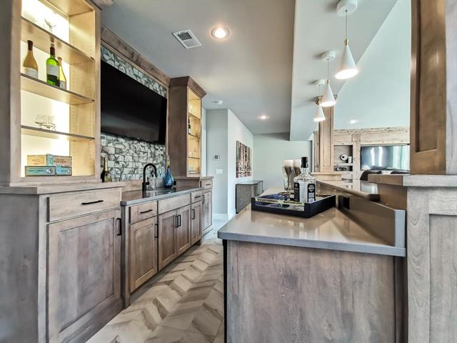 6105 NW 58th Street