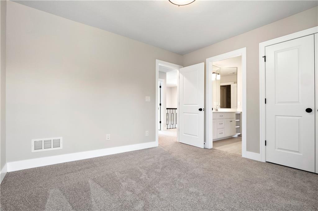 4916 NW 70th Terrace