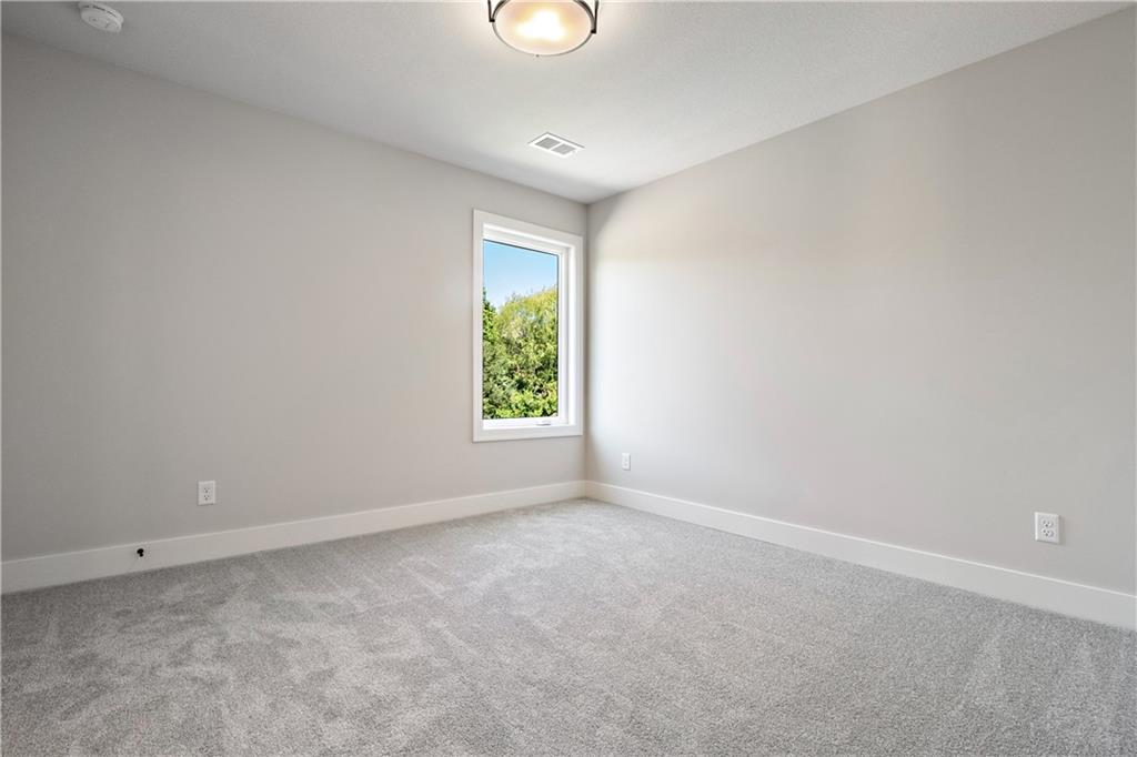 4916 NW 70th Terrace