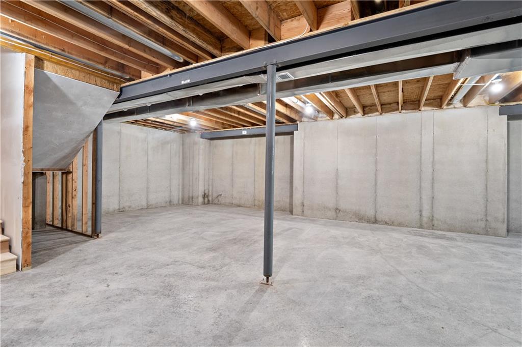 4916 NW 70th Terrace
