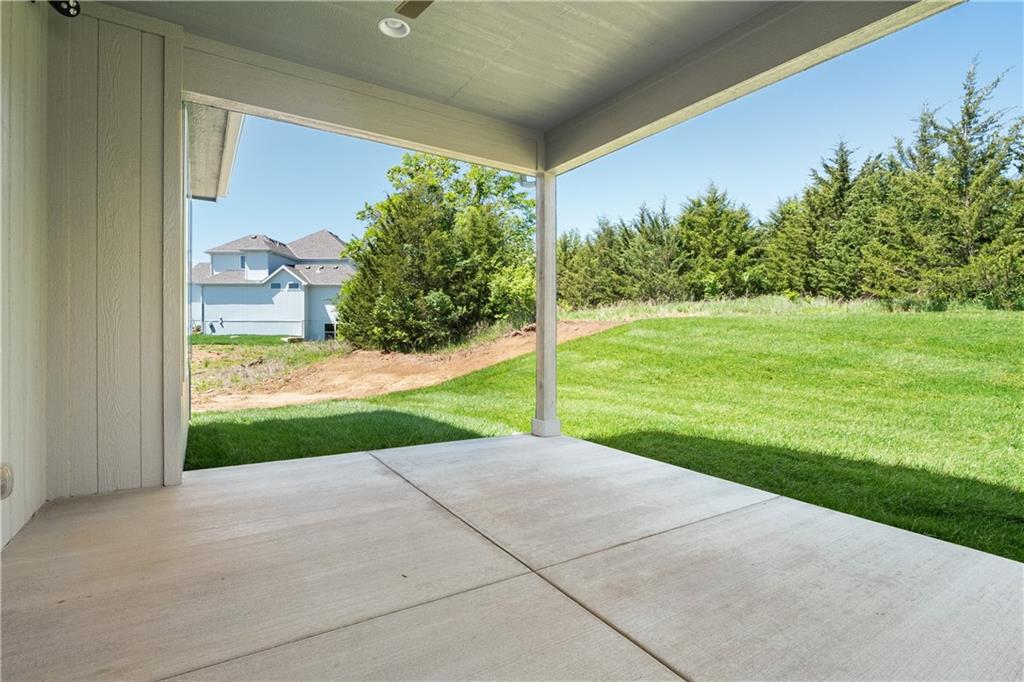 4916 NW 70th Terrace