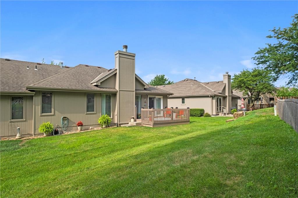 8607 N Chatham Circle