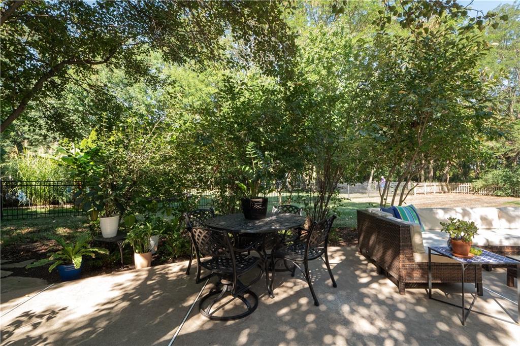 2536 SW Wintervalley Court