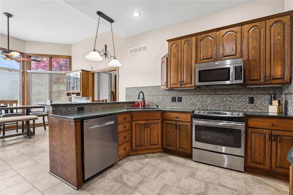 3509 Harbor Pointe Drive