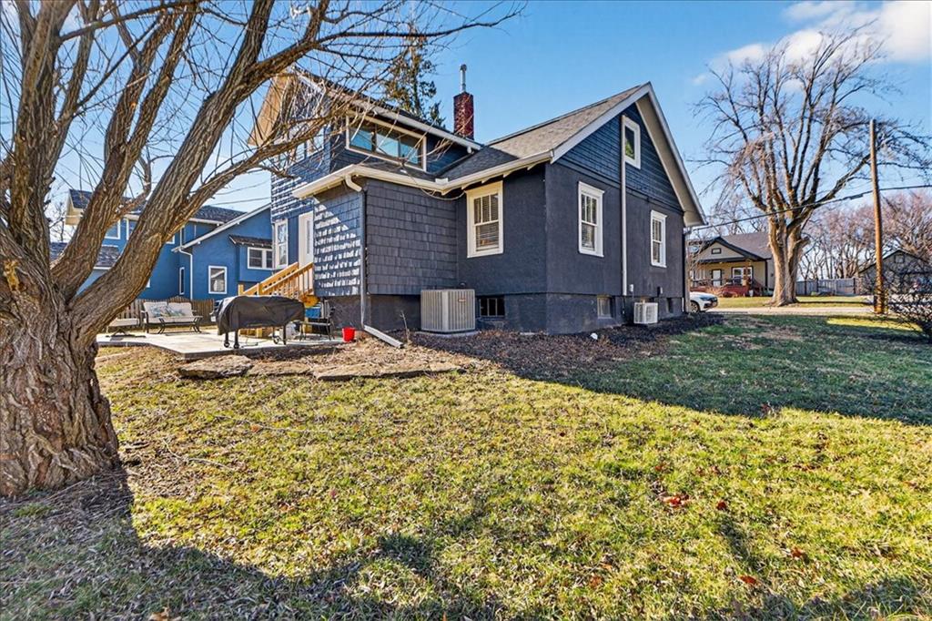 307 NE Green Street